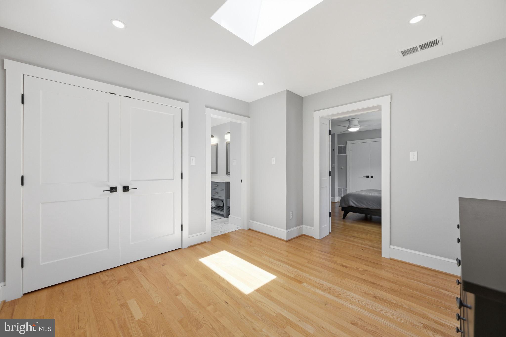 COLESVILLE OUTSIDE - Residential
