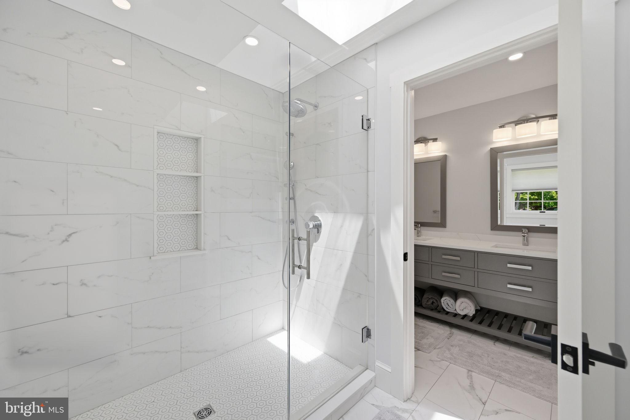COLESVILLE OUTSIDE - Residential