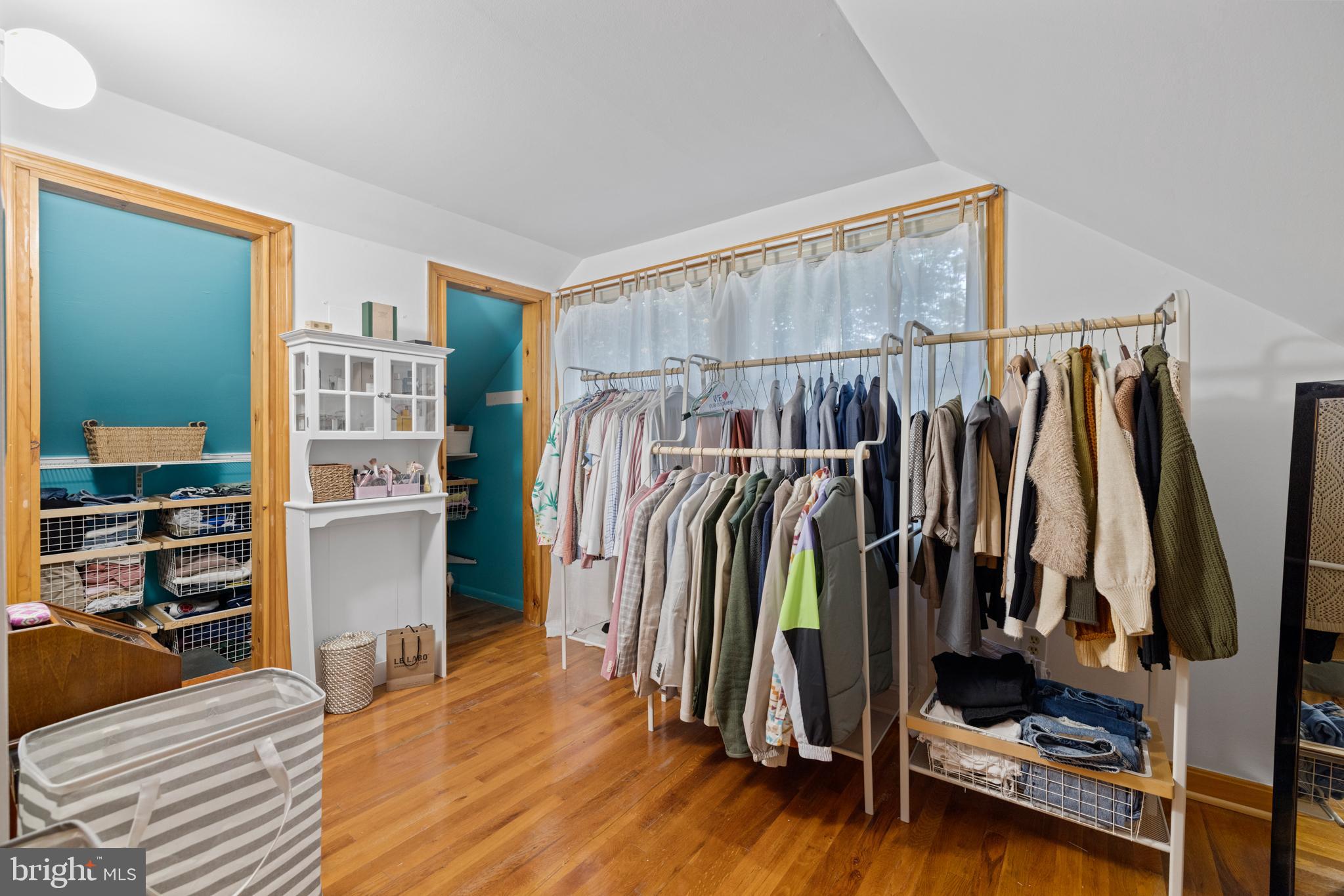 TWINBROOK - Residential Lease