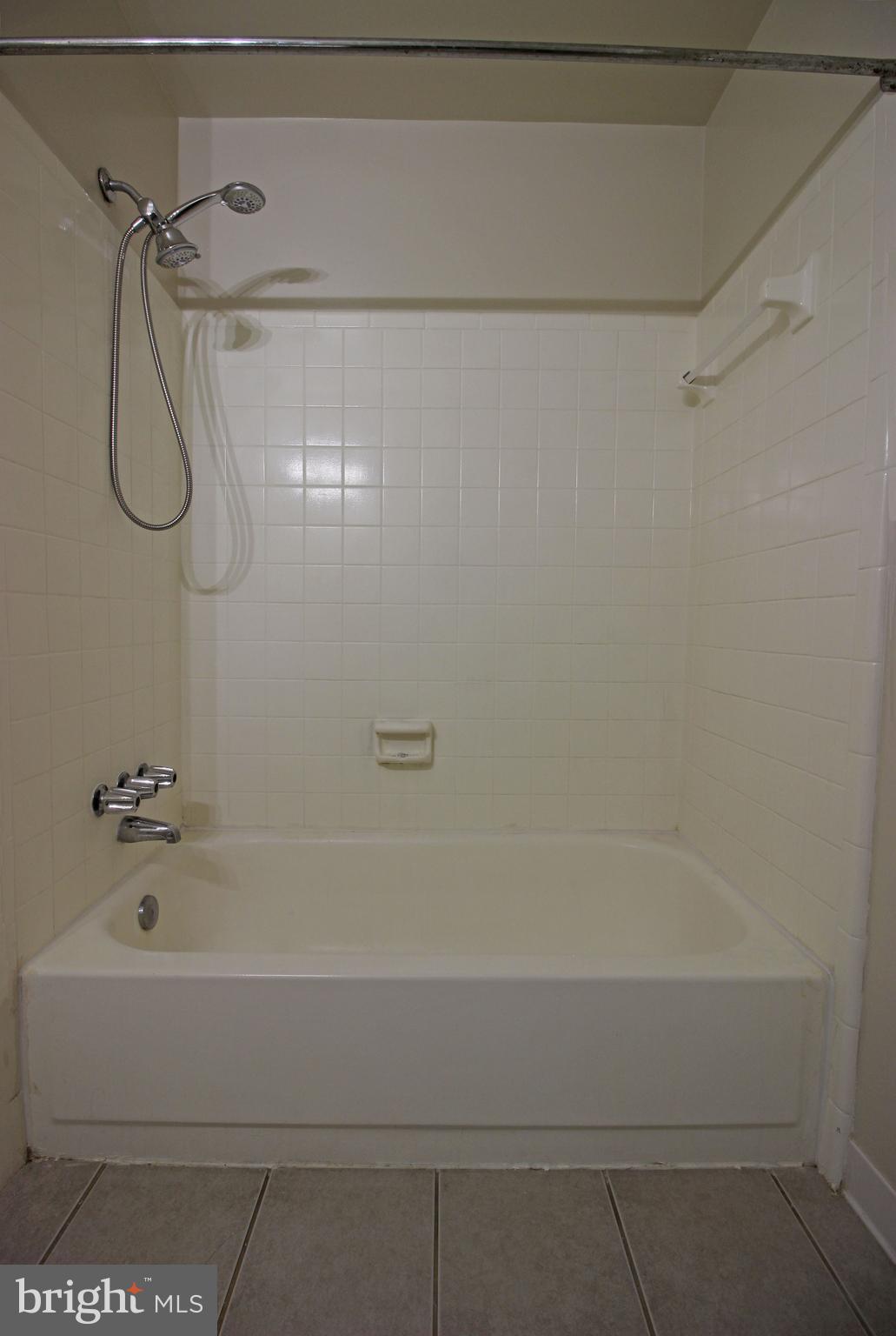 SEQUOYAH - Residential Lease