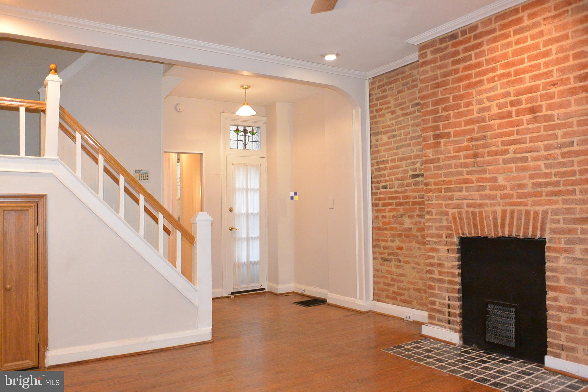 RIVERSIDE - Residential Lease