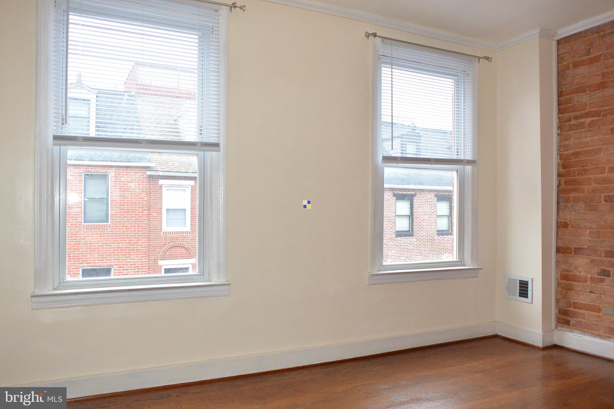 RIVERSIDE - Residential Lease