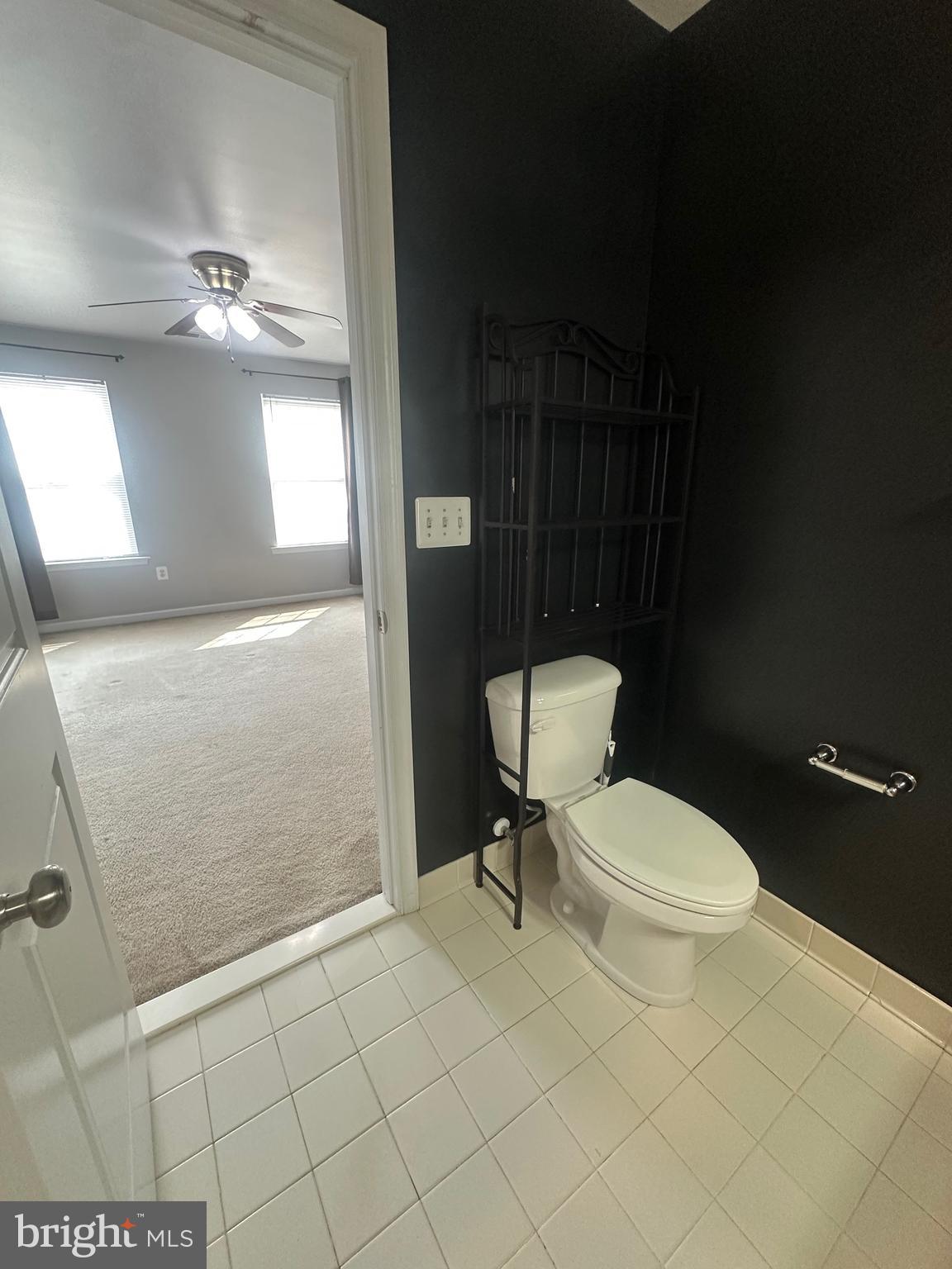 THE VILLAGES OF STEEPLECHASE - Residential Lease