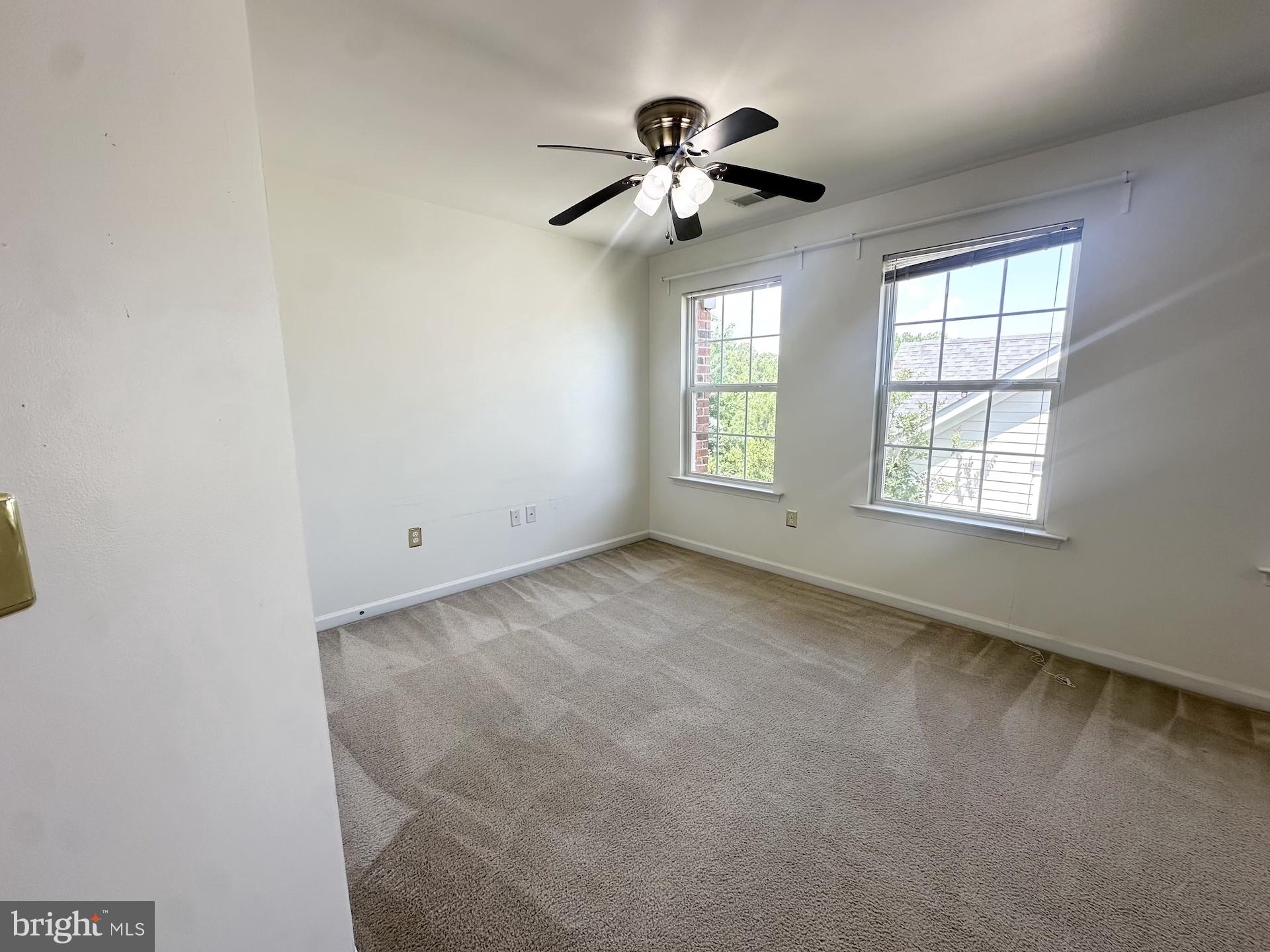 THE VILLAGES OF STEEPLECHASE - Residential Lease