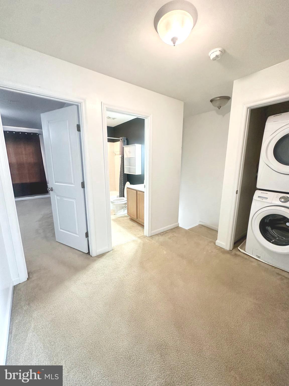 THE VILLAGES OF STEEPLECHASE - Residential Lease