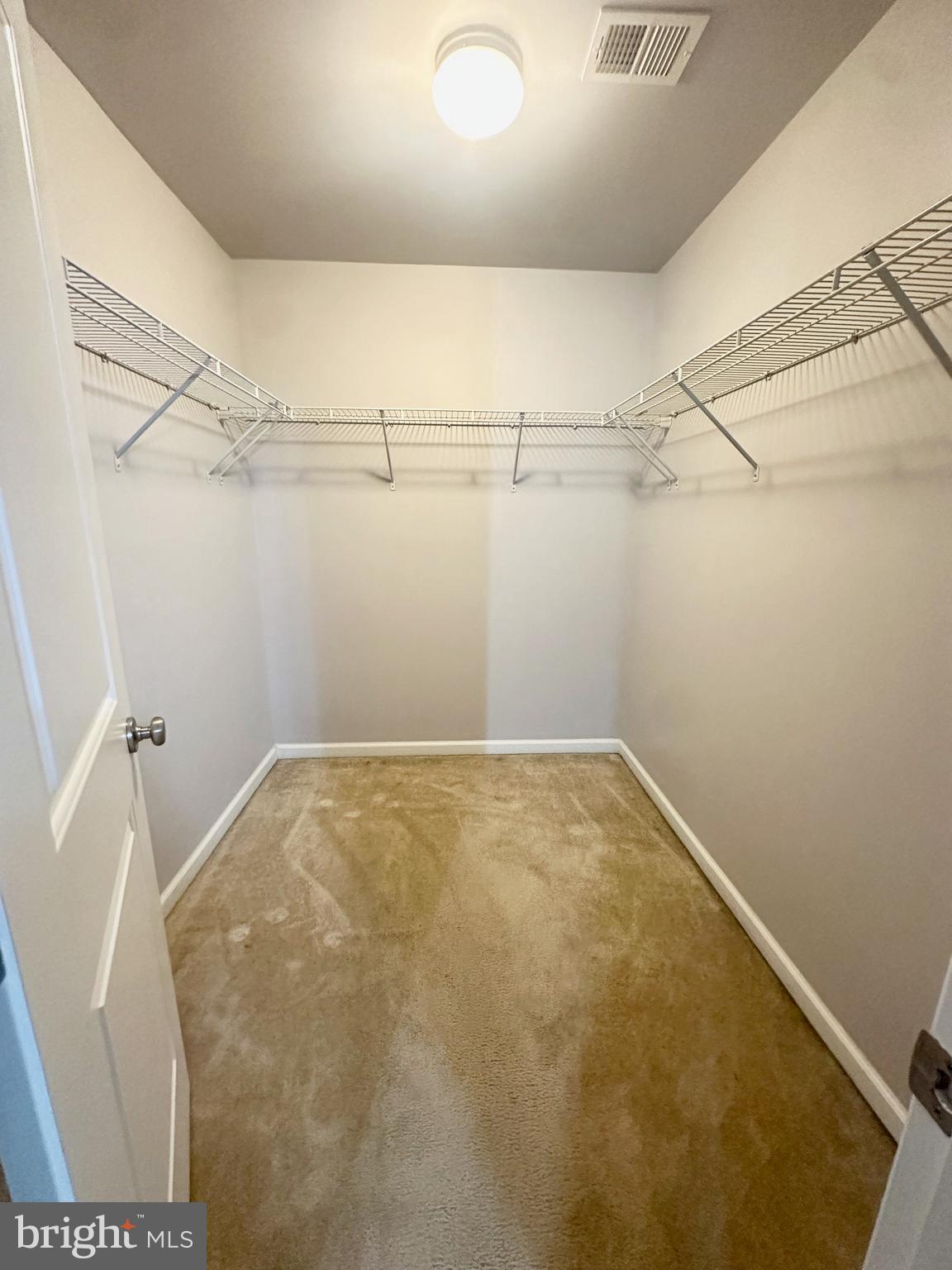 THE VILLAGES OF STEEPLECHASE - Residential Lease