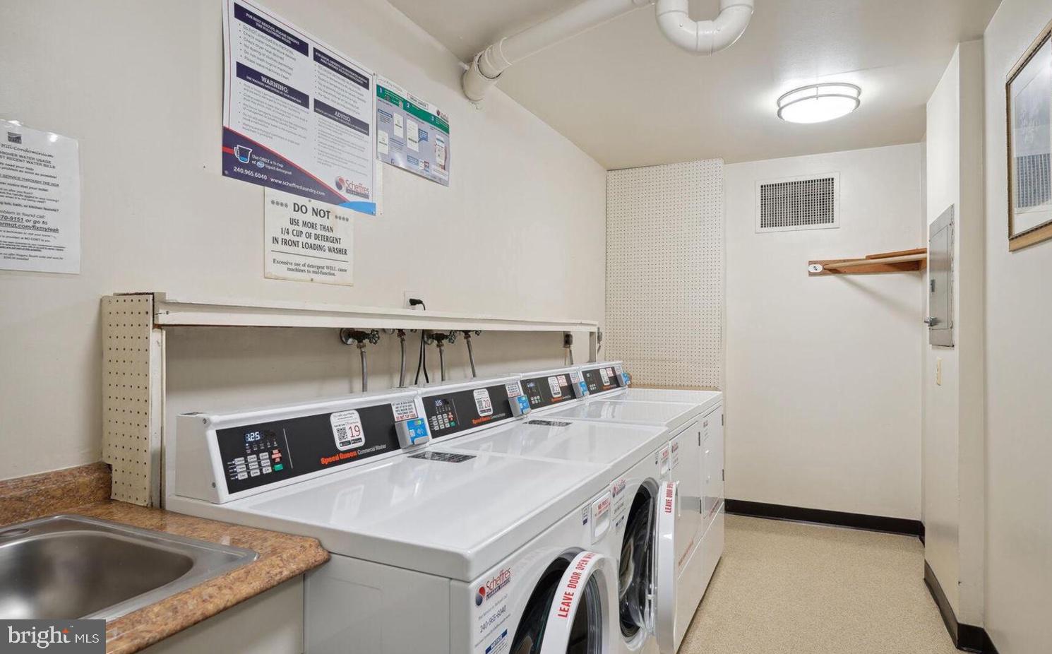 BARCROFT HILLS - Residential Lease