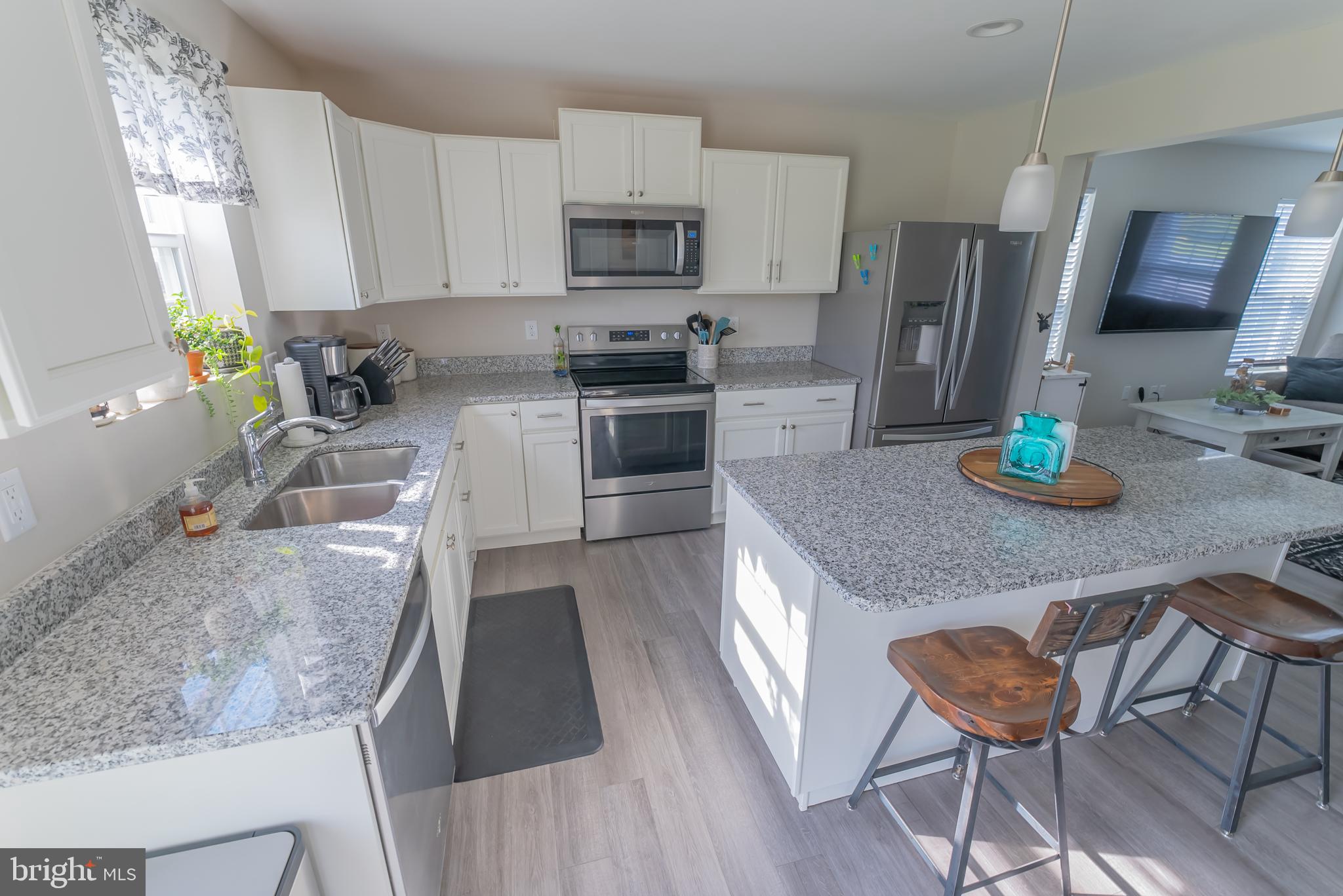 MORNING DOVE ESTATES - Residential