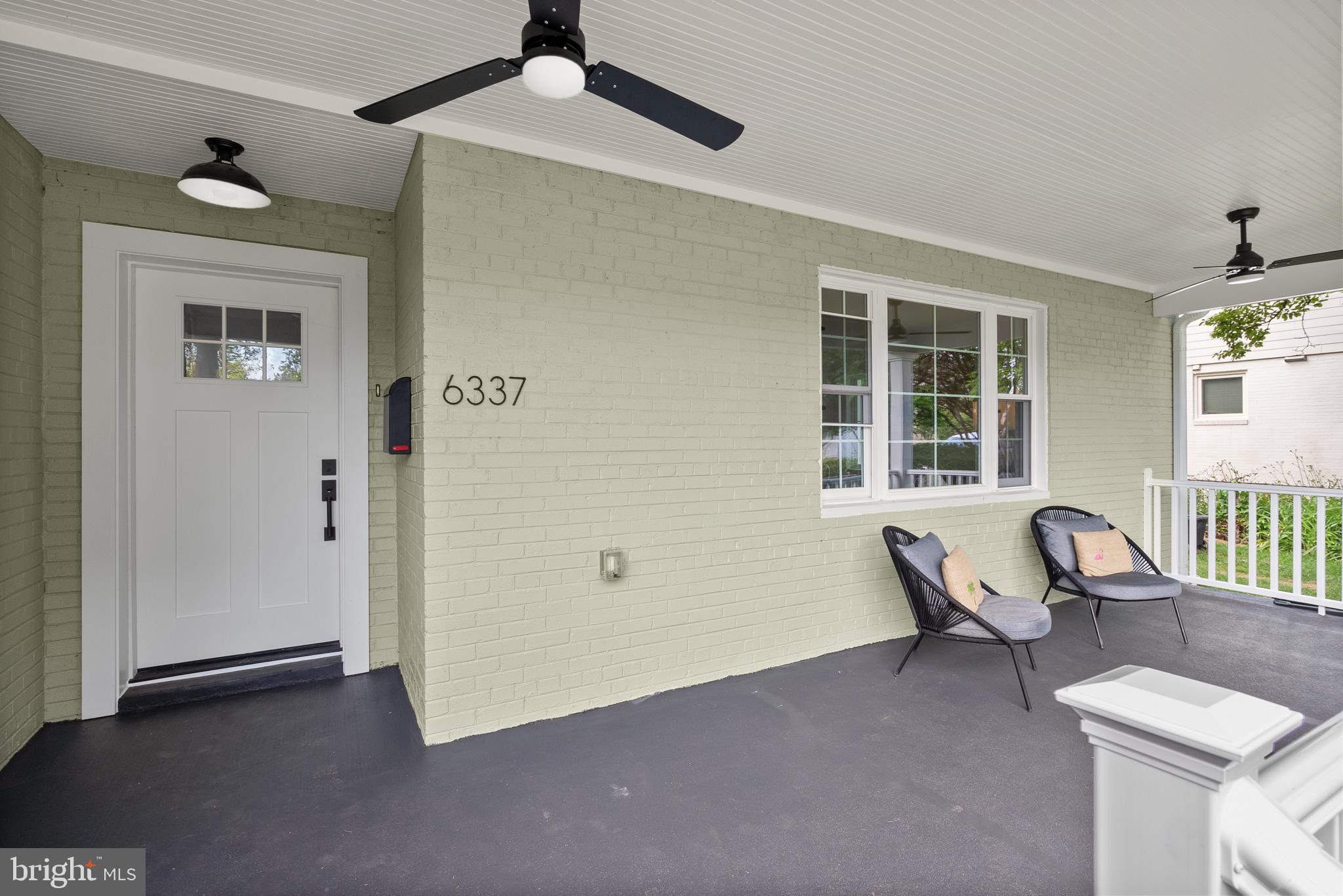 OVER LEE KNOLLS - Residential