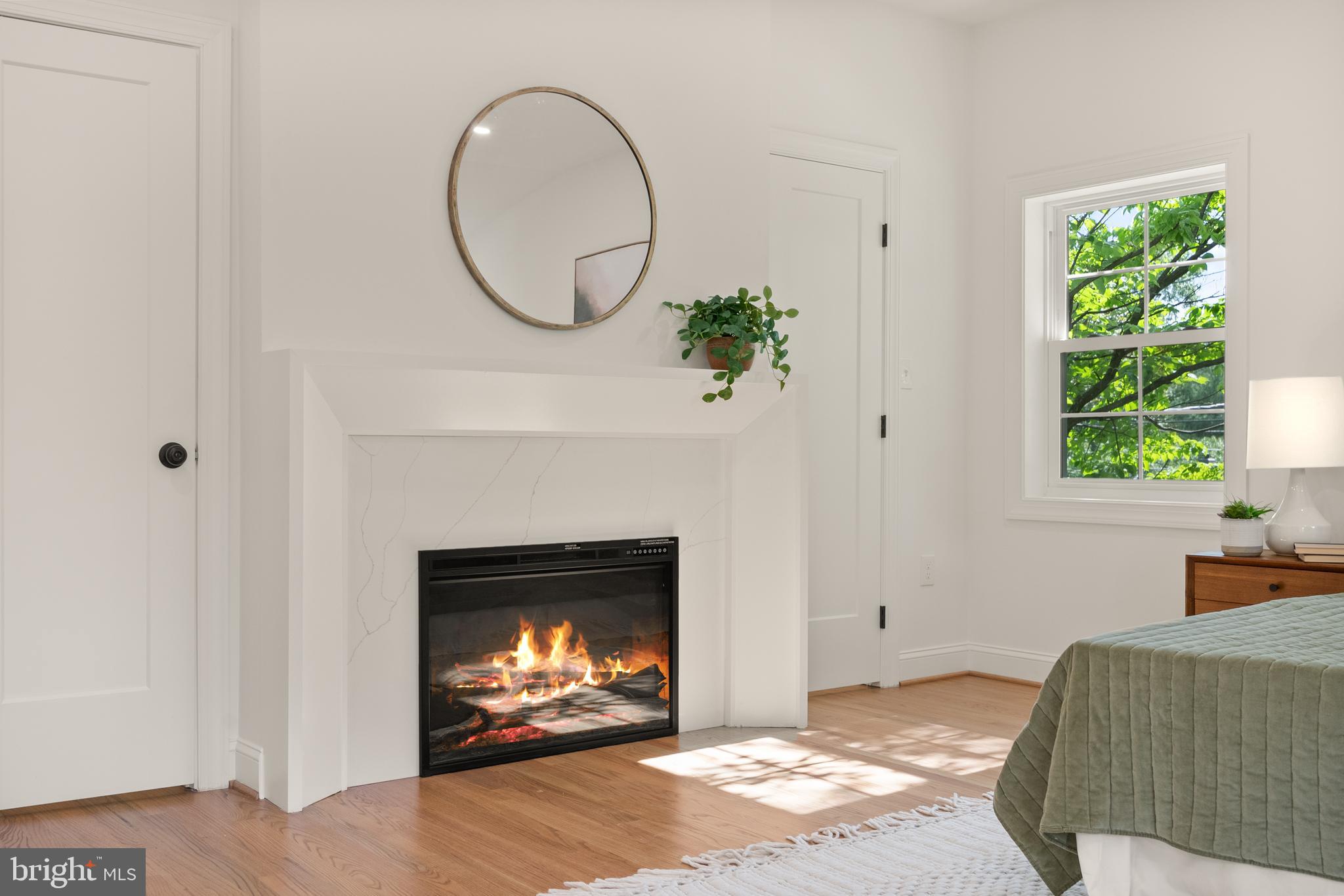 OVER LEE KNOLLS - Residential