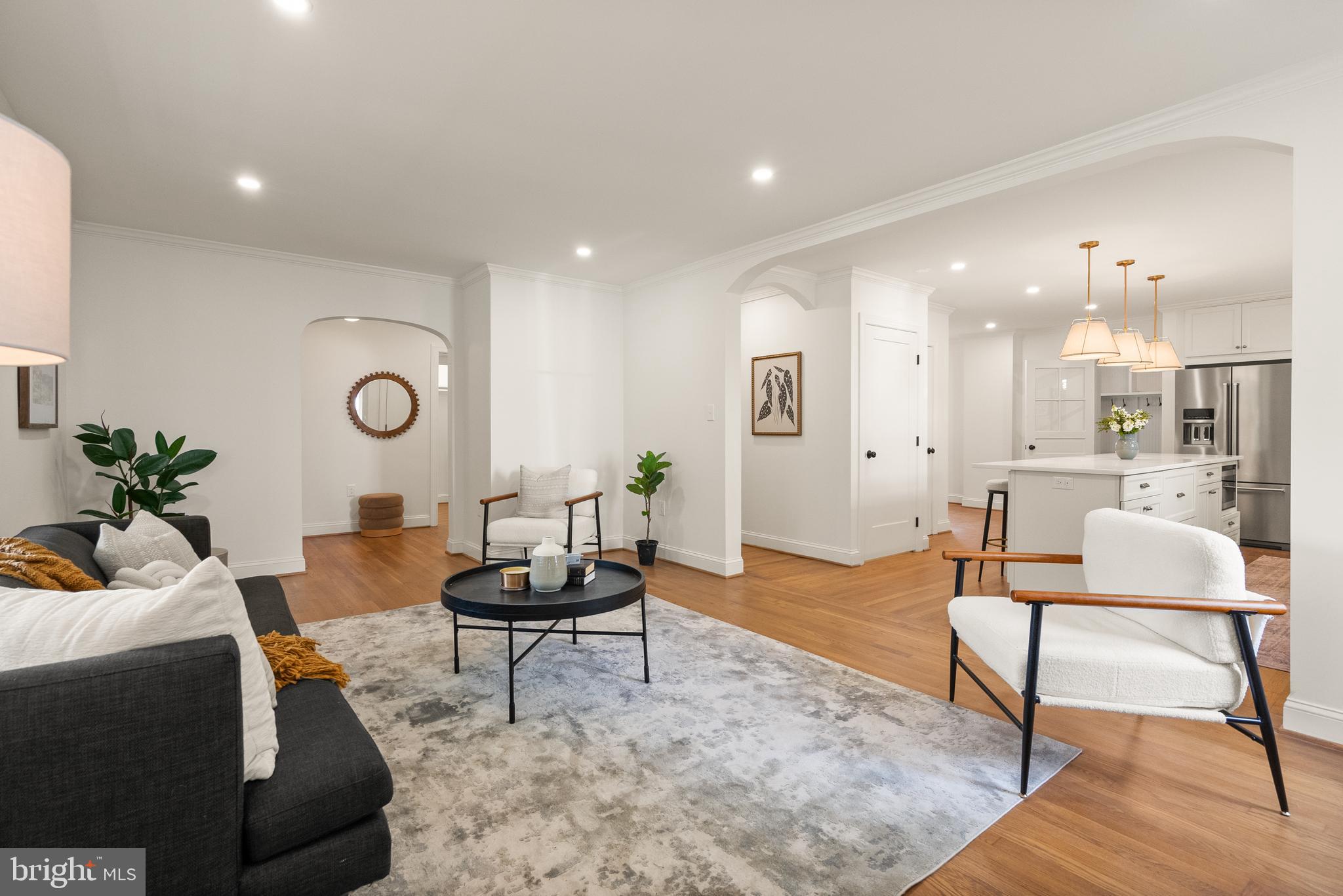 OVER LEE KNOLLS - Residential