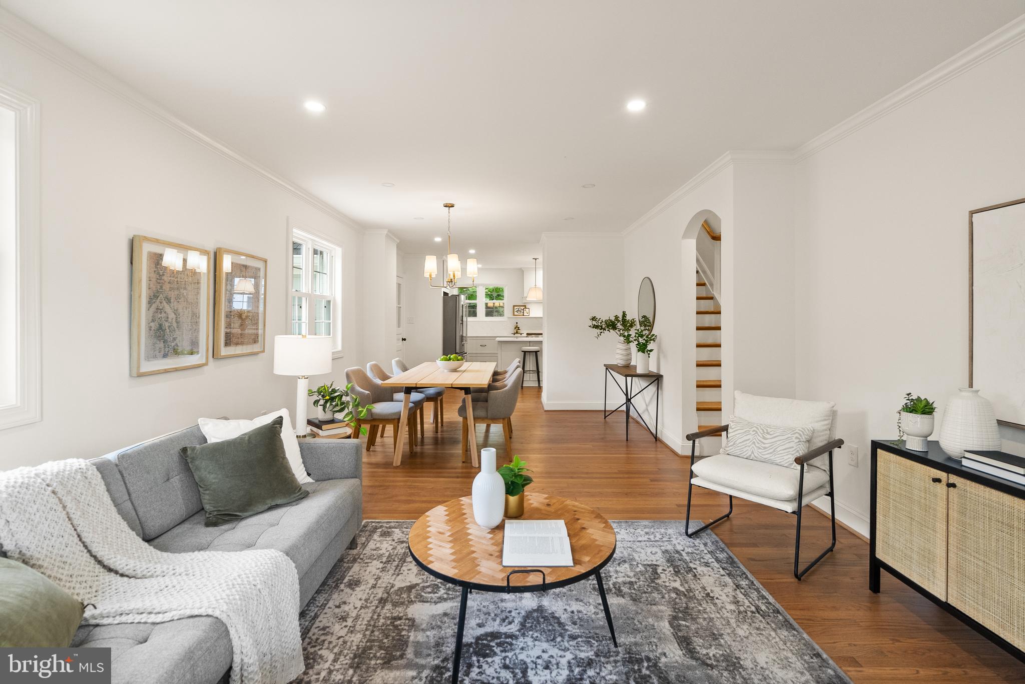 OVER LEE KNOLLS - Residential