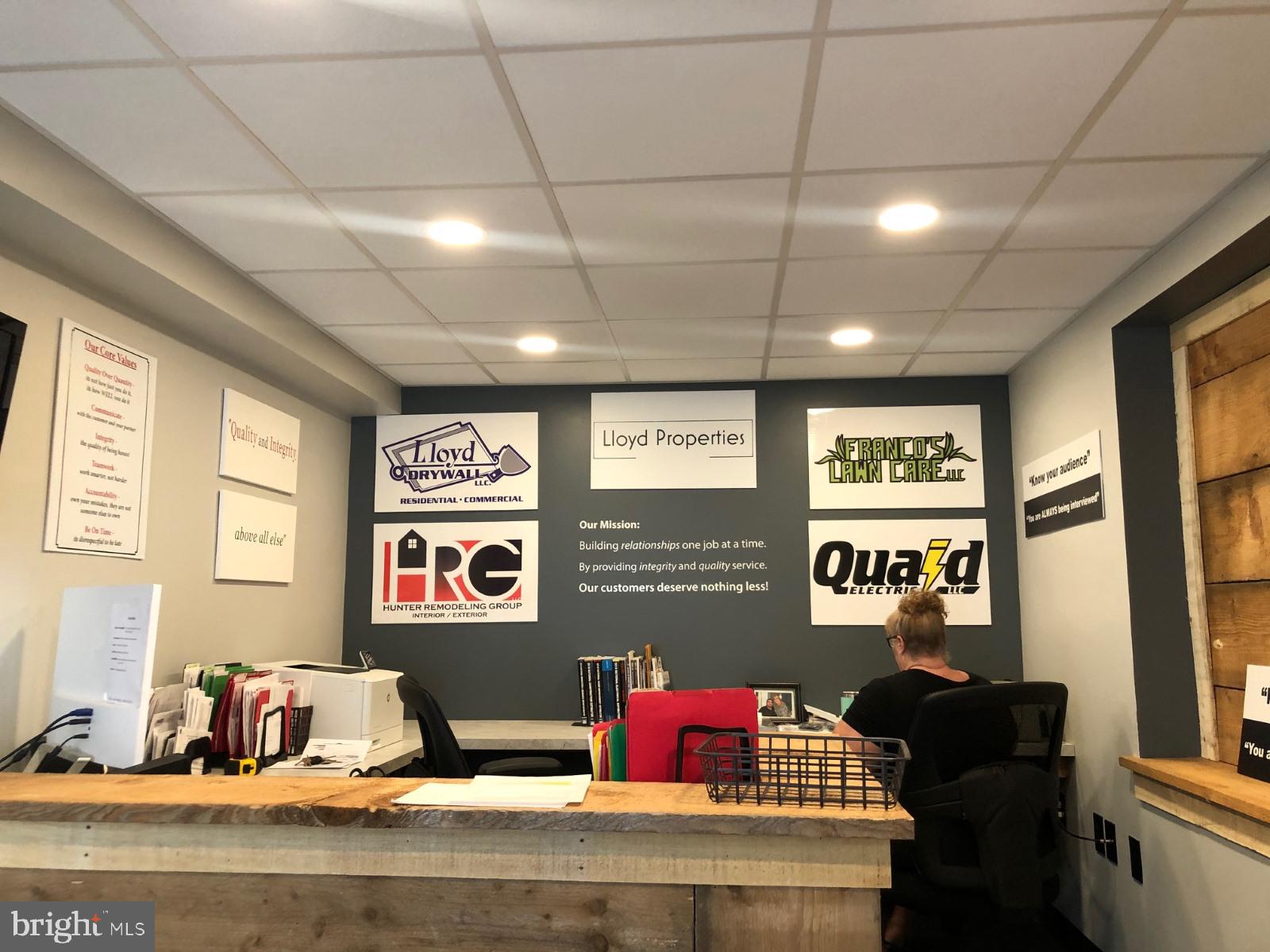 RUTHERFORD - Commercial Sale