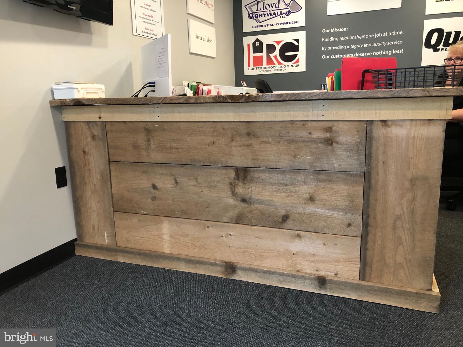 RUTHERFORD - Commercial Sale