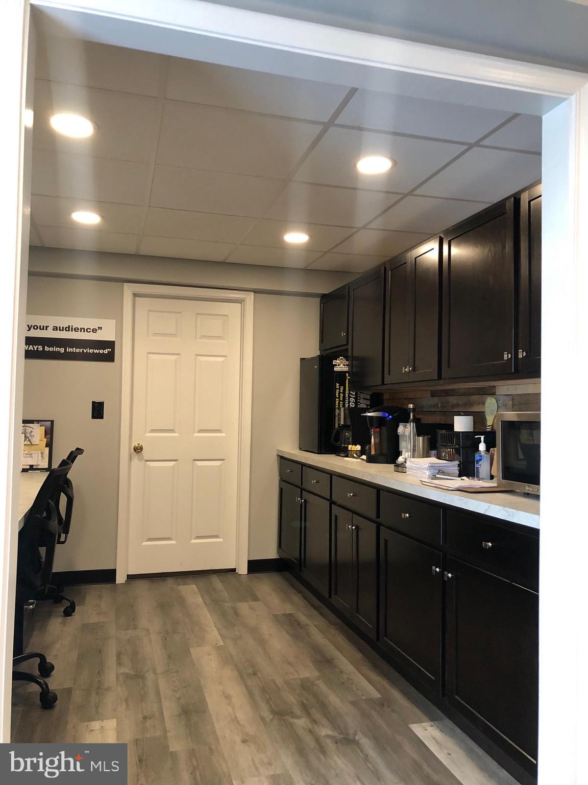 RUTHERFORD - Commercial Sale