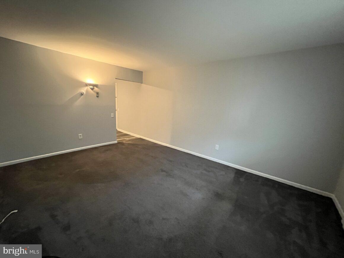 RUTHERFORD - Commercial Sale