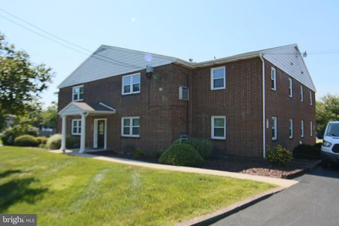 Photo of 6890 Clearfield Street, HARRISBURG, PA 17111 (MLS # PADA2047936)