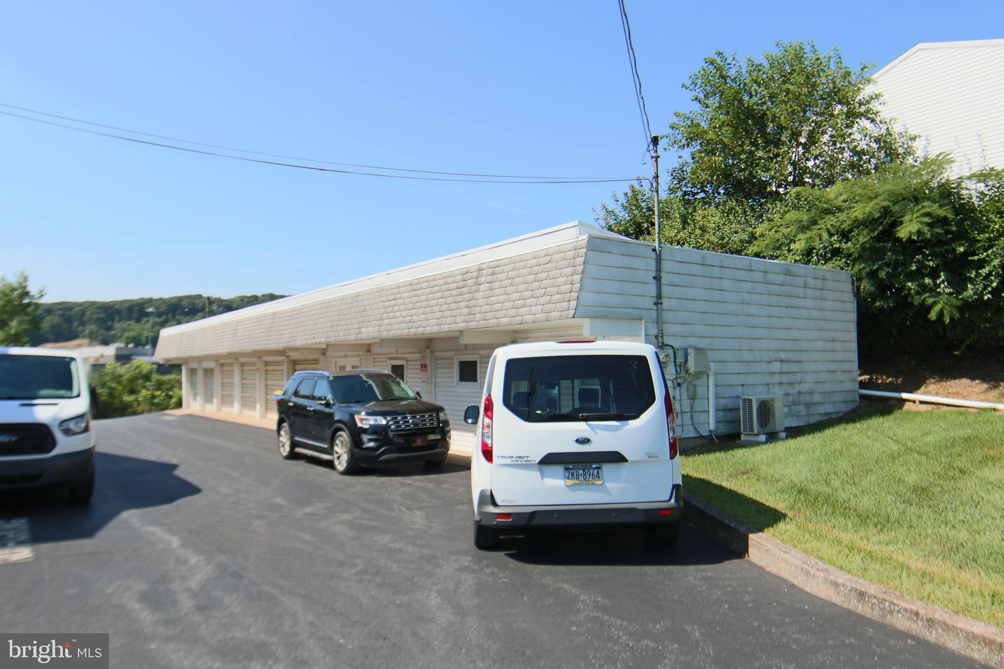 RUTHERFORD - Commercial Sale