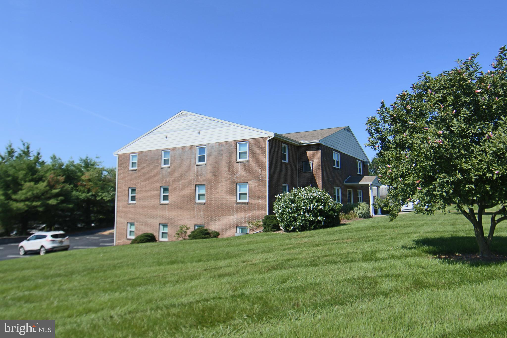 RUTHERFORD - Commercial Sale