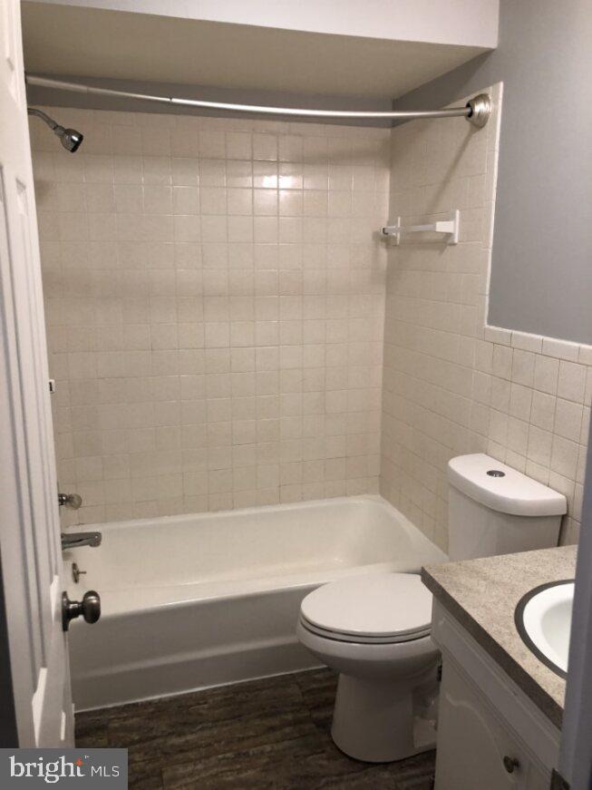 RUTHERFORD - Commercial Sale