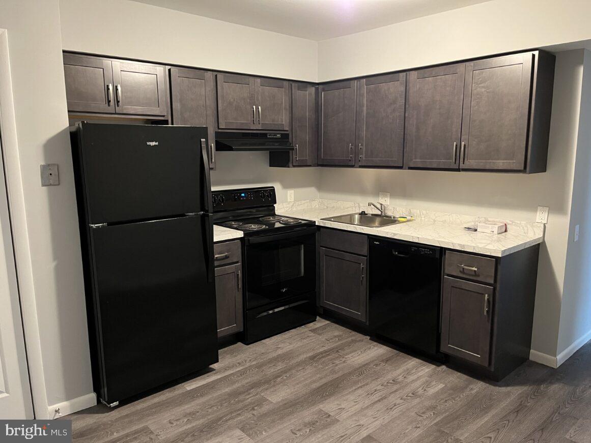 RUTHERFORD - Commercial Sale