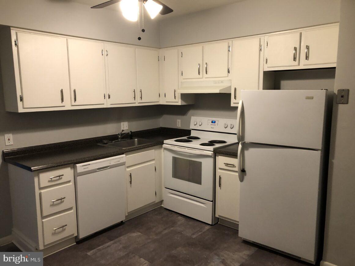 RUTHERFORD - Commercial Sale