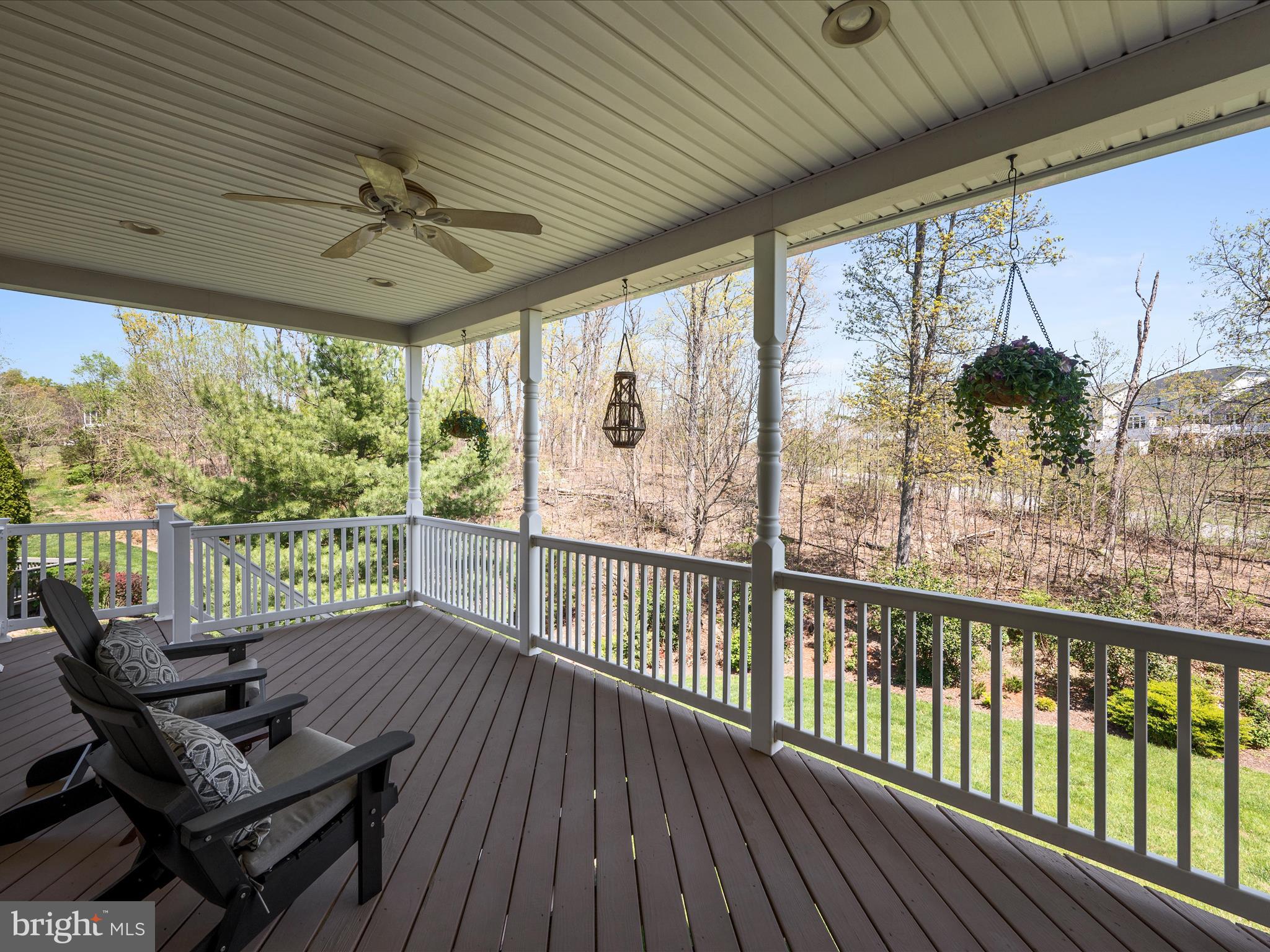 RAVEN POINTE - Residential