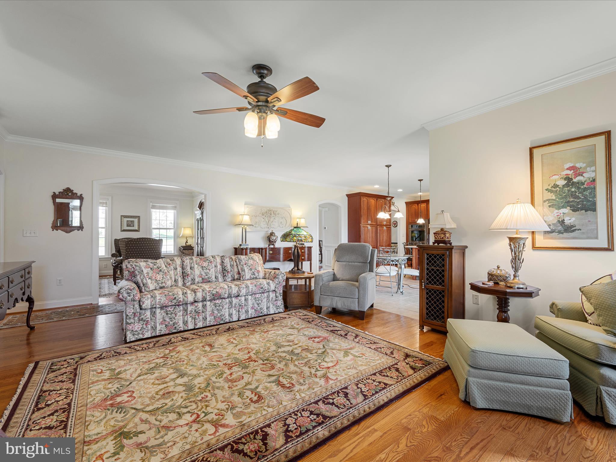 RAVEN POINTE - Residential