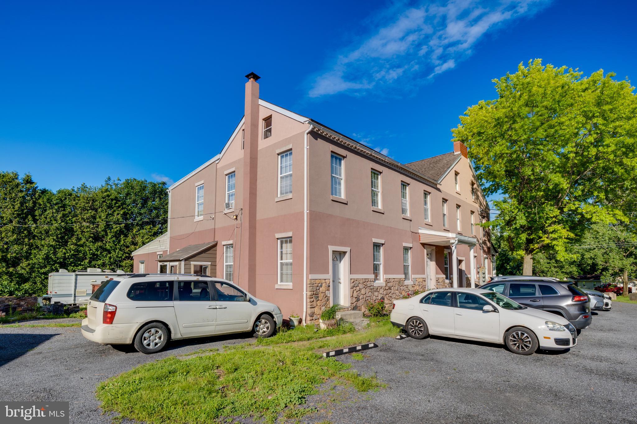 300 KENNEDY AVENUE