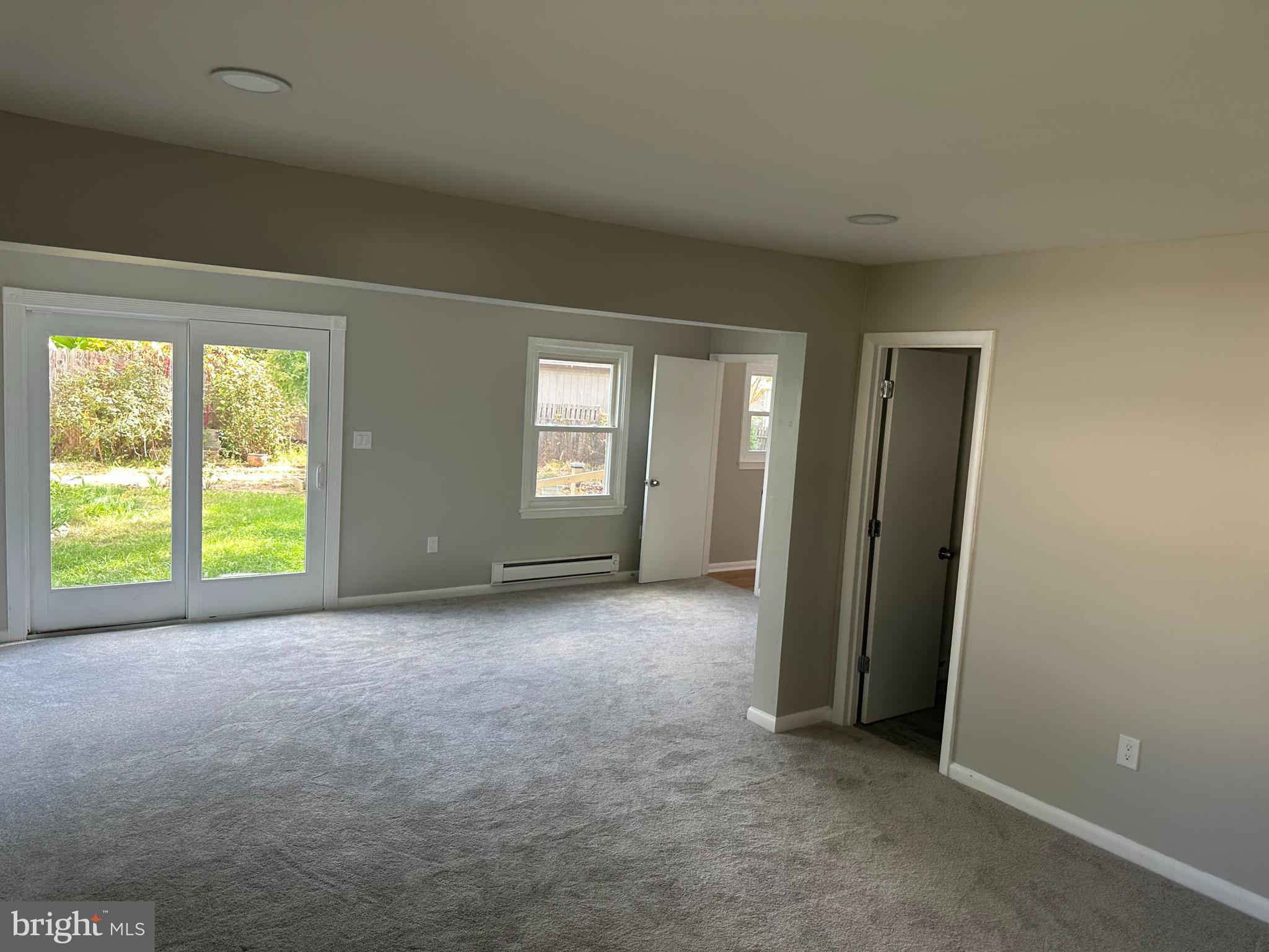 OAKRIDGE / COUNTRY RIDGE - Residential