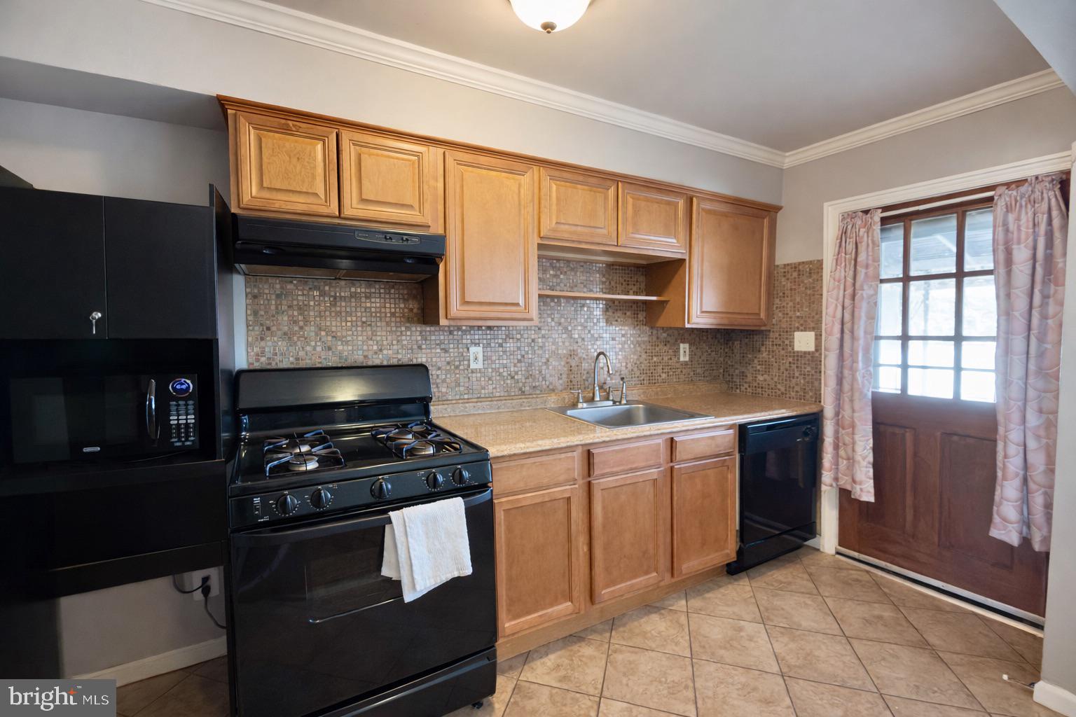 DUNDALK VILLAGE - Residential