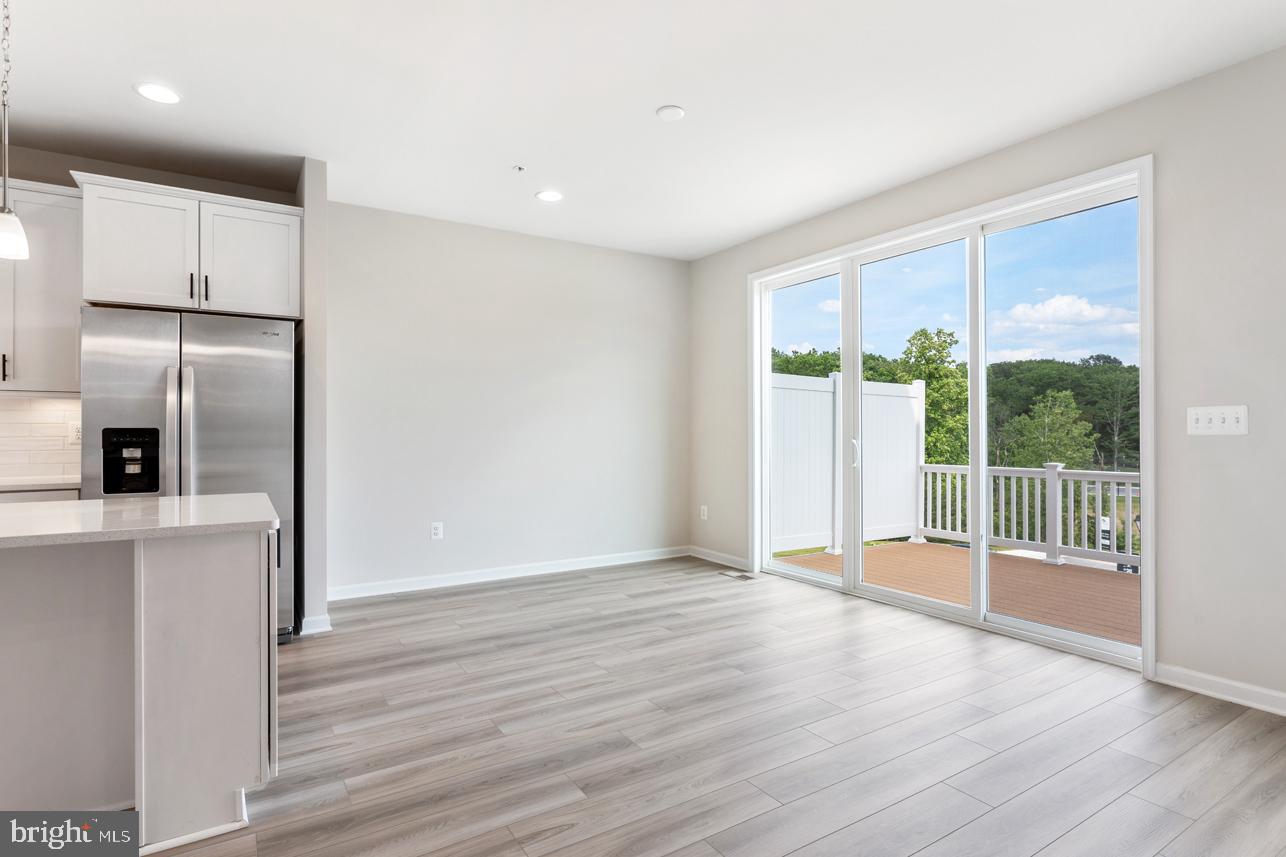 LAUREL OVERLOOK - Residential