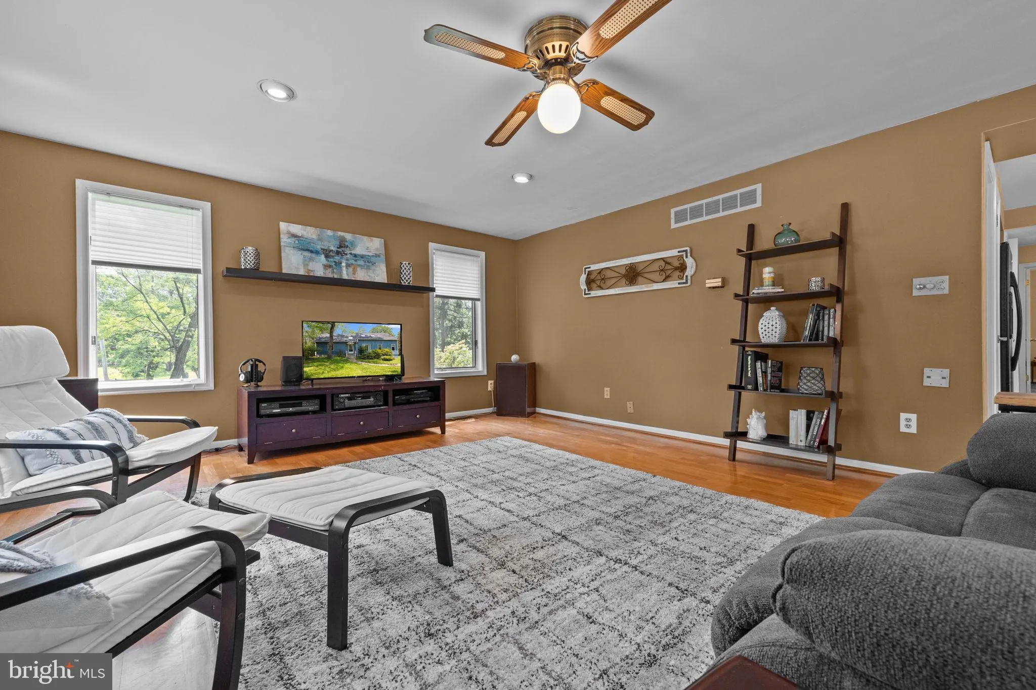 Yardley, Pennsylvania 19067, United States, 4 Bedrooms Bedrooms, ,2 BathroomsBathrooms,Residential,Coming Soon,134165