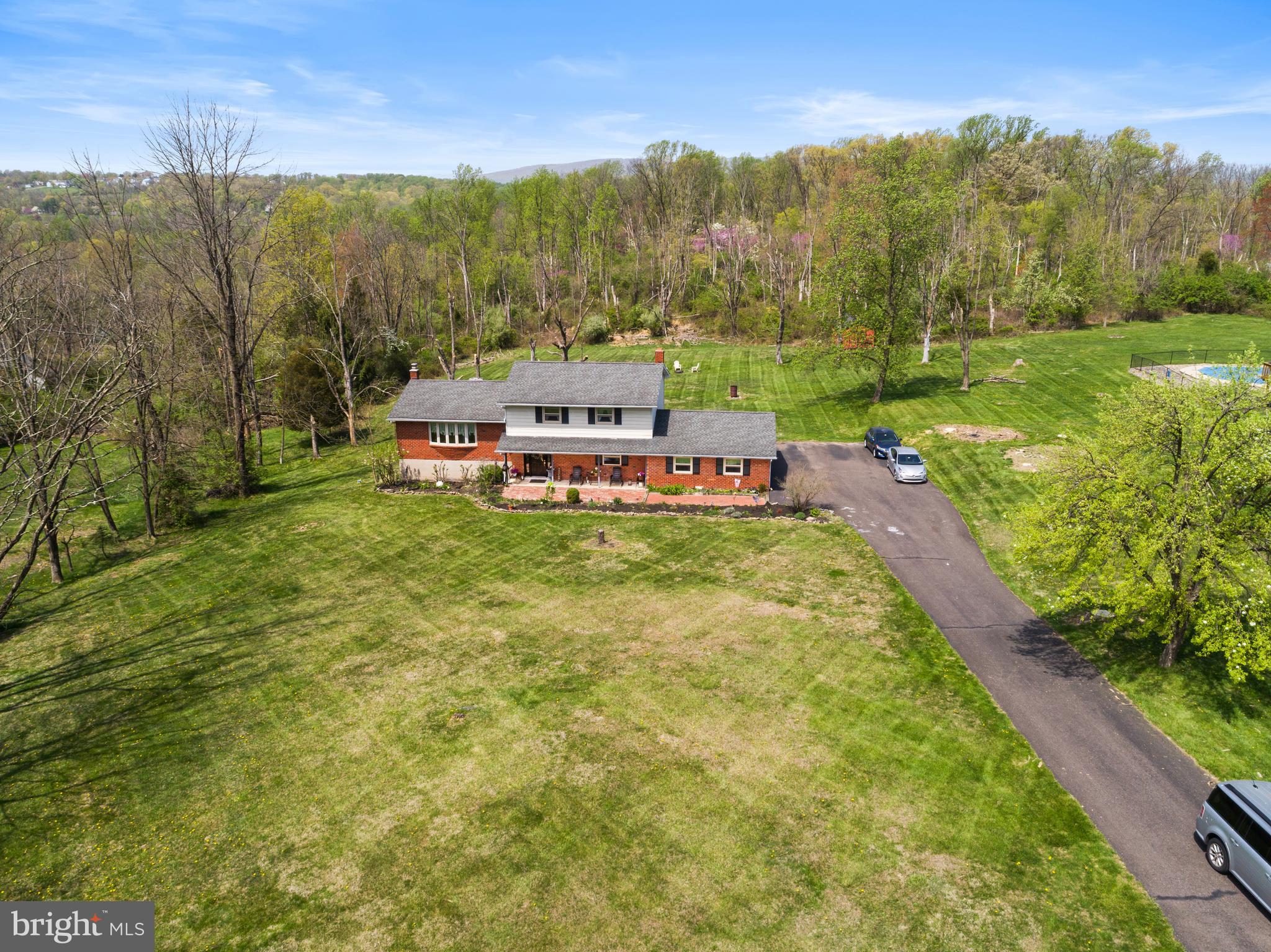 POTTSGROVE - Residential