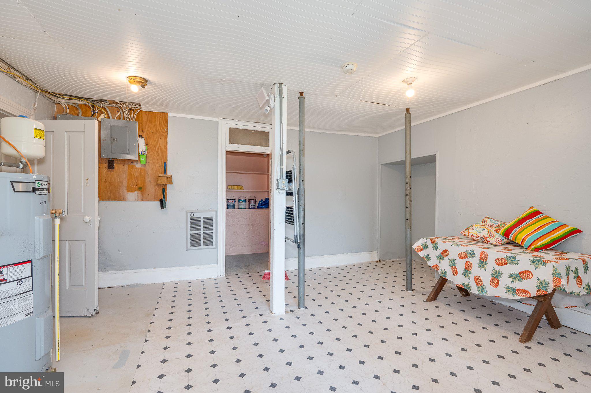 HARPERS FERRY - Residential