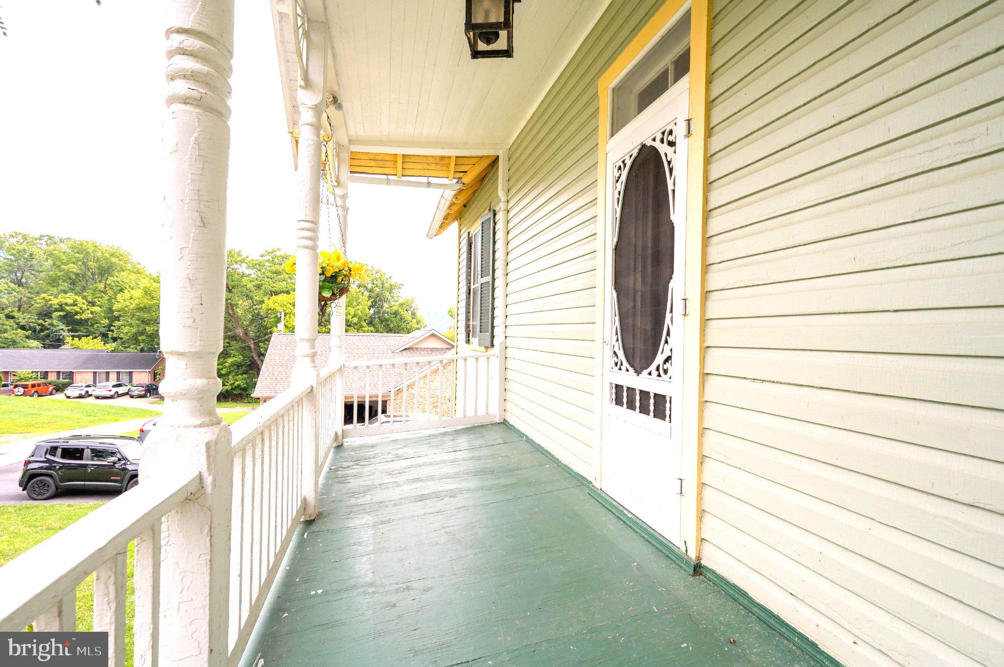 HARPERS FERRY - Residential