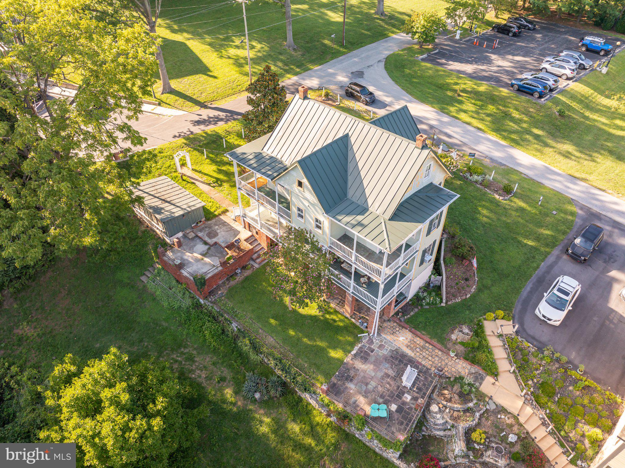 HARPERS FERRY - Residential