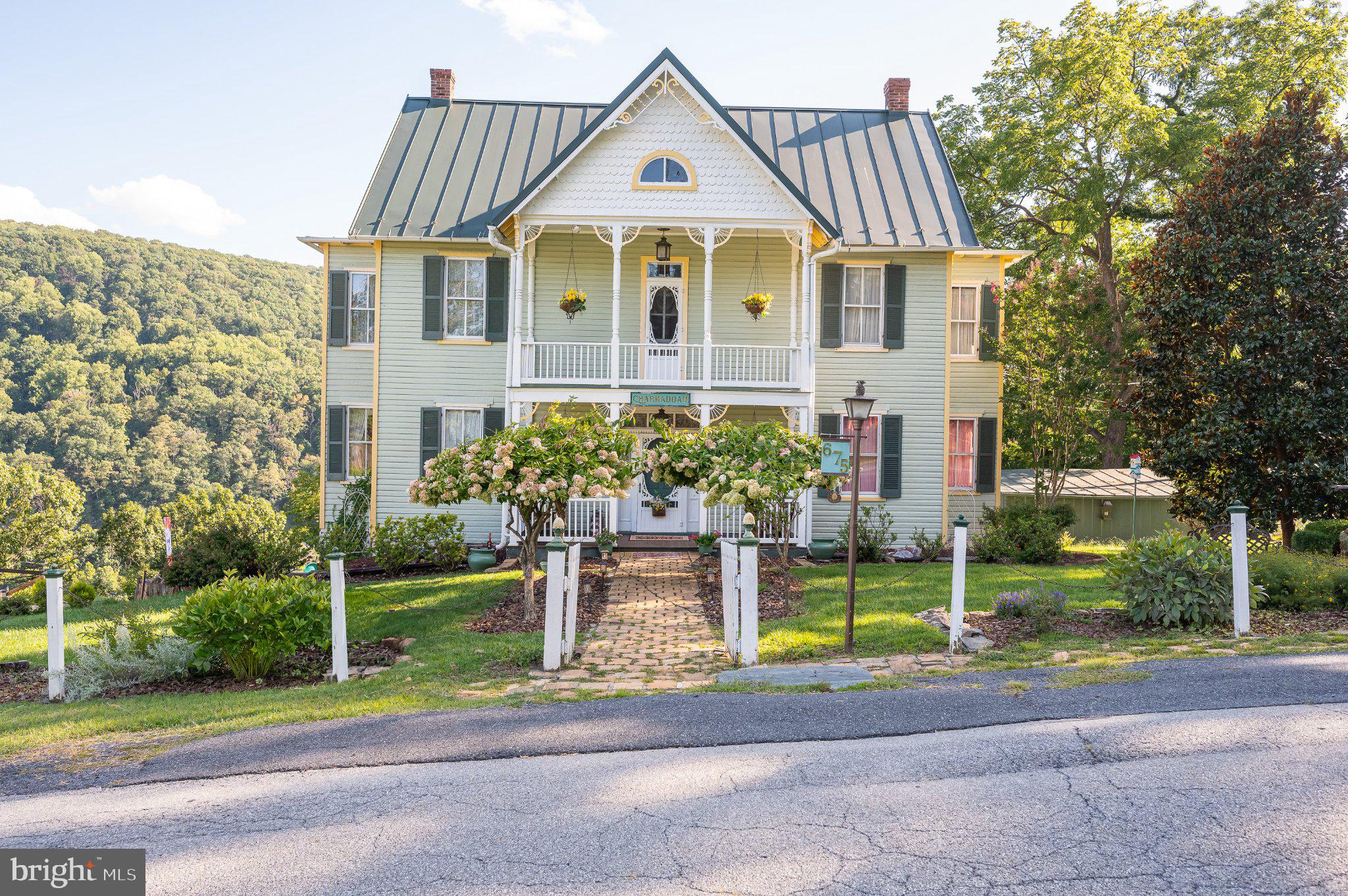 HARPERS FERRY - Residential
