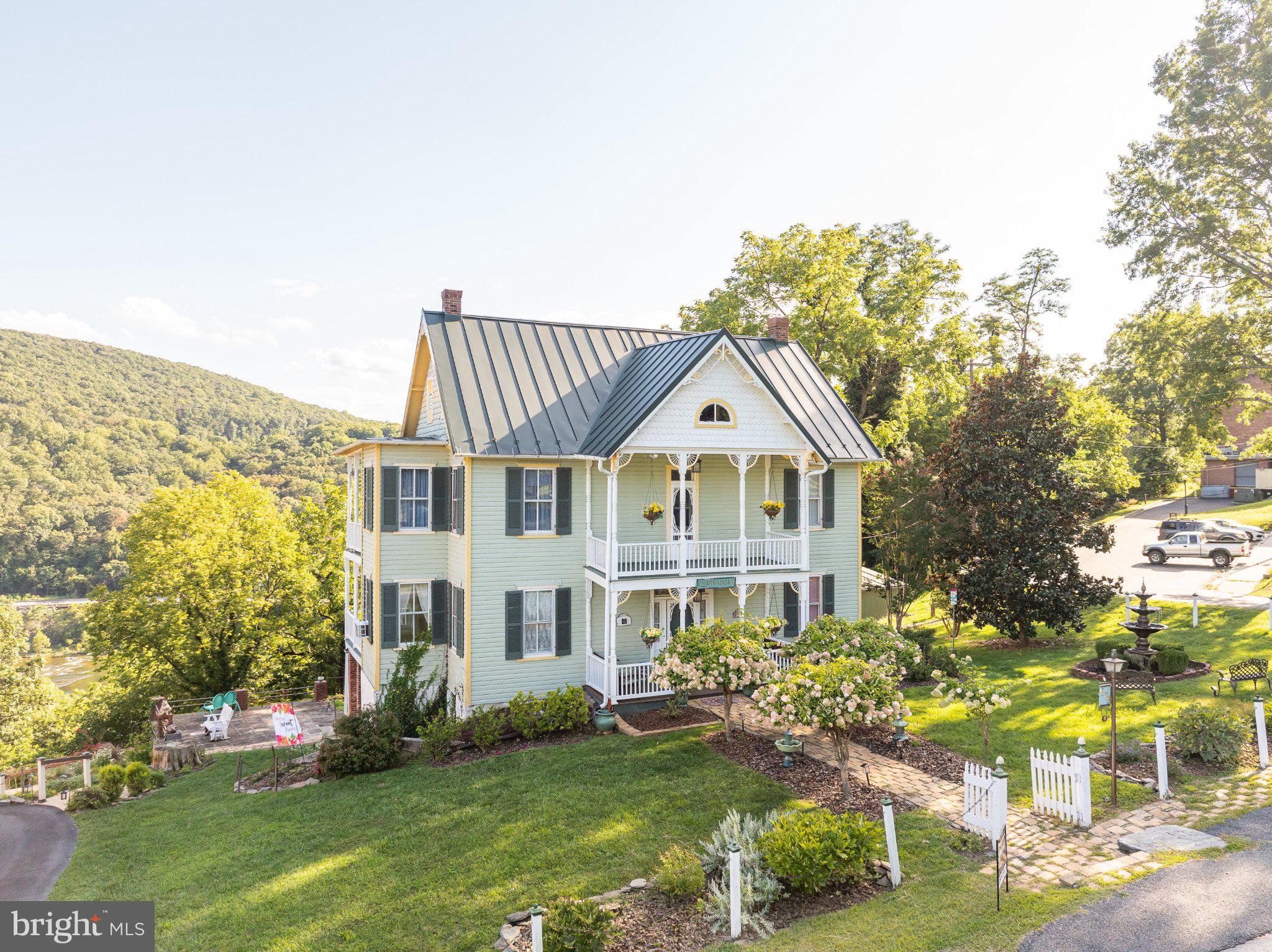 HARPERS FERRY - Residential