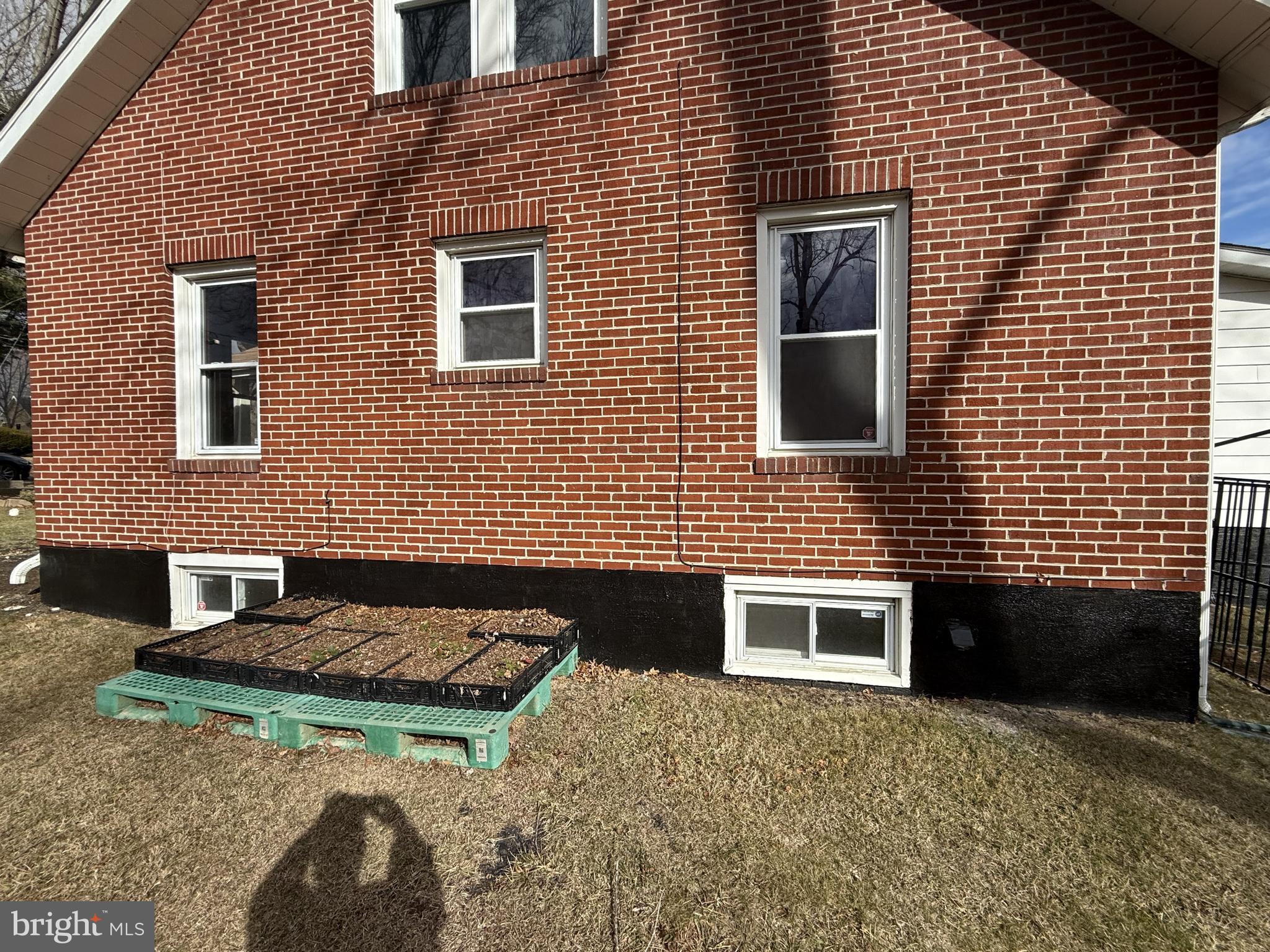 1015 W WASHINGTON STREET