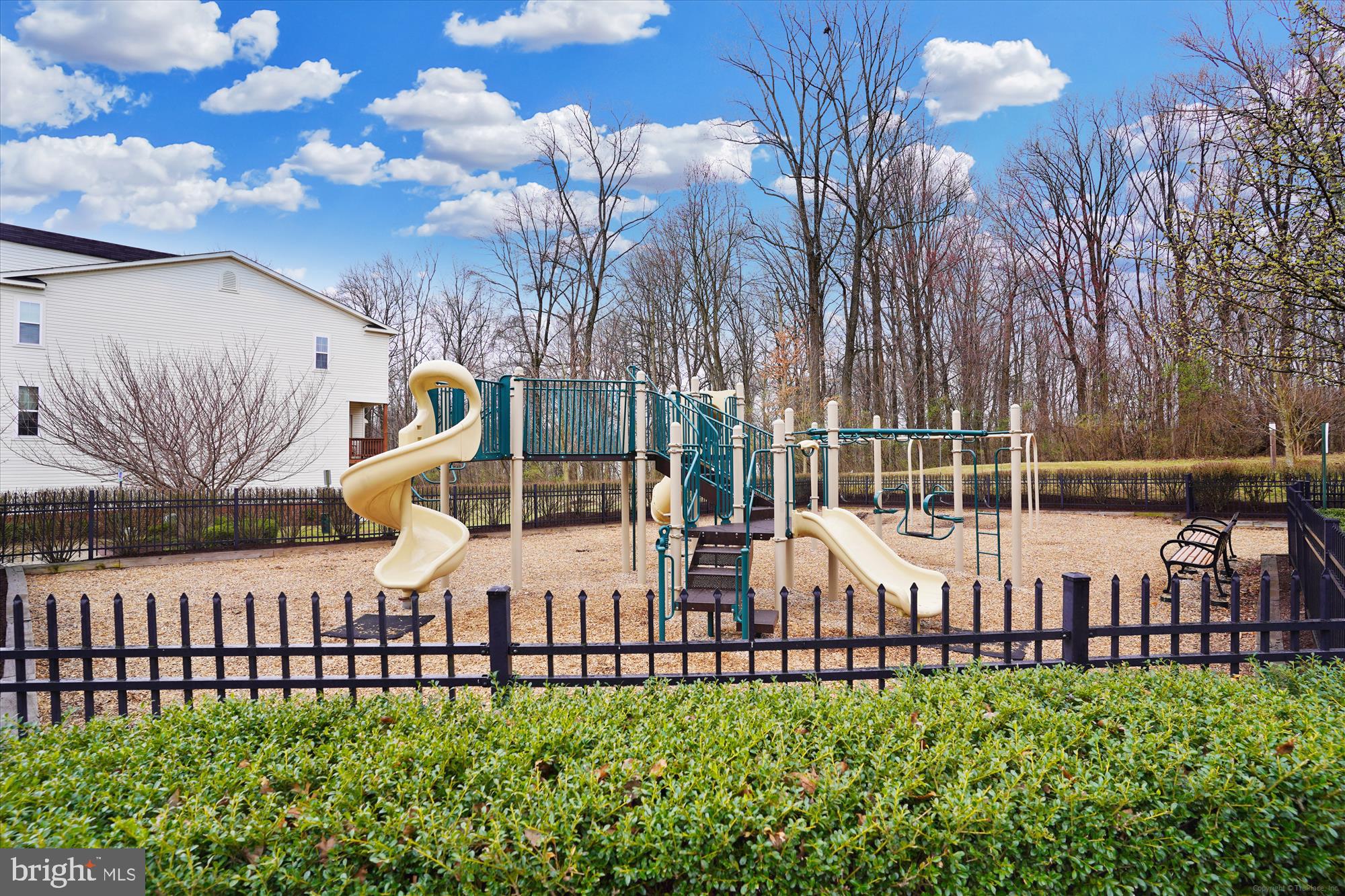 GATEWAY COMMONS - Residential