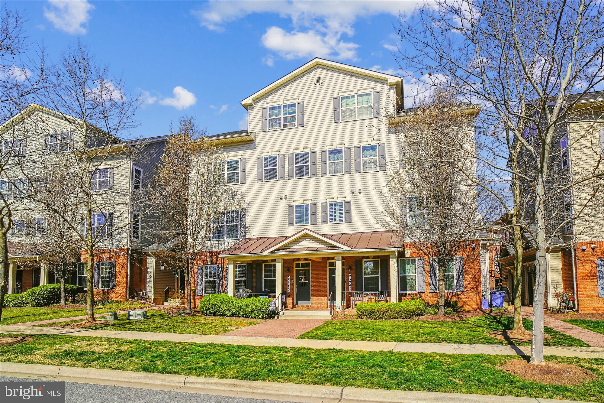 GATEWAY COMMONS - Residential