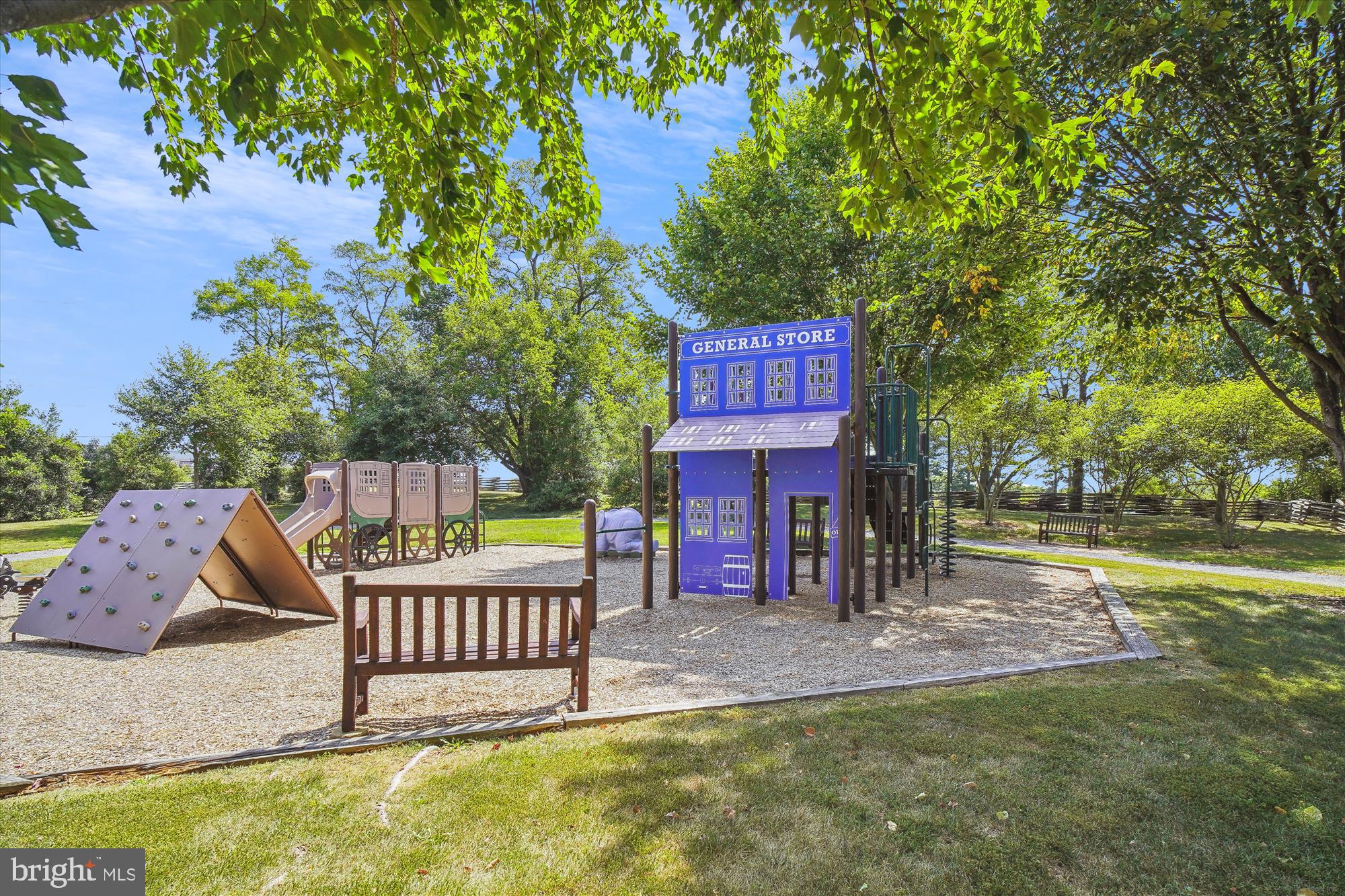 GATEWAY COMMONS - Residential