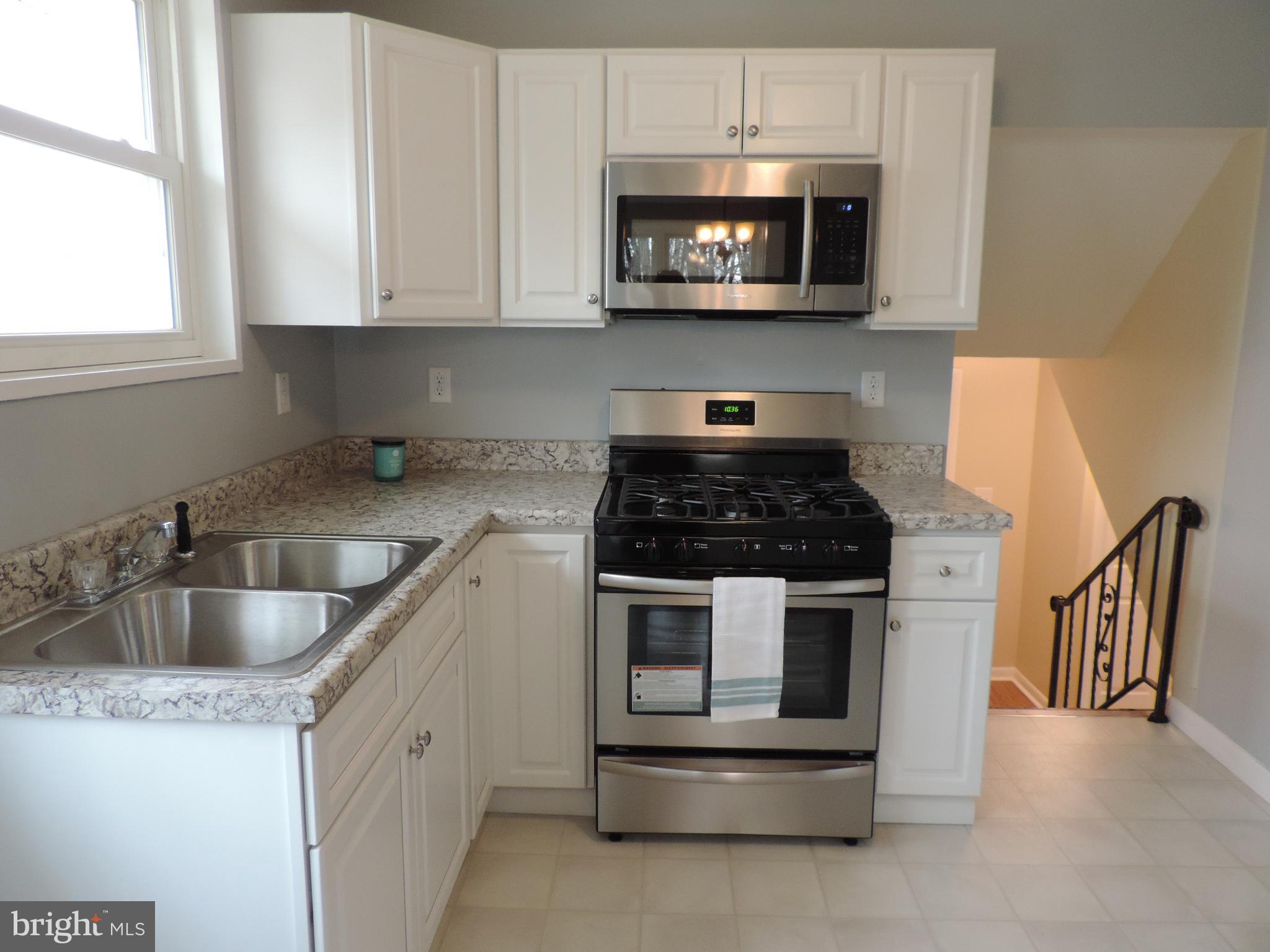 BREA MAR MANOR - Residential