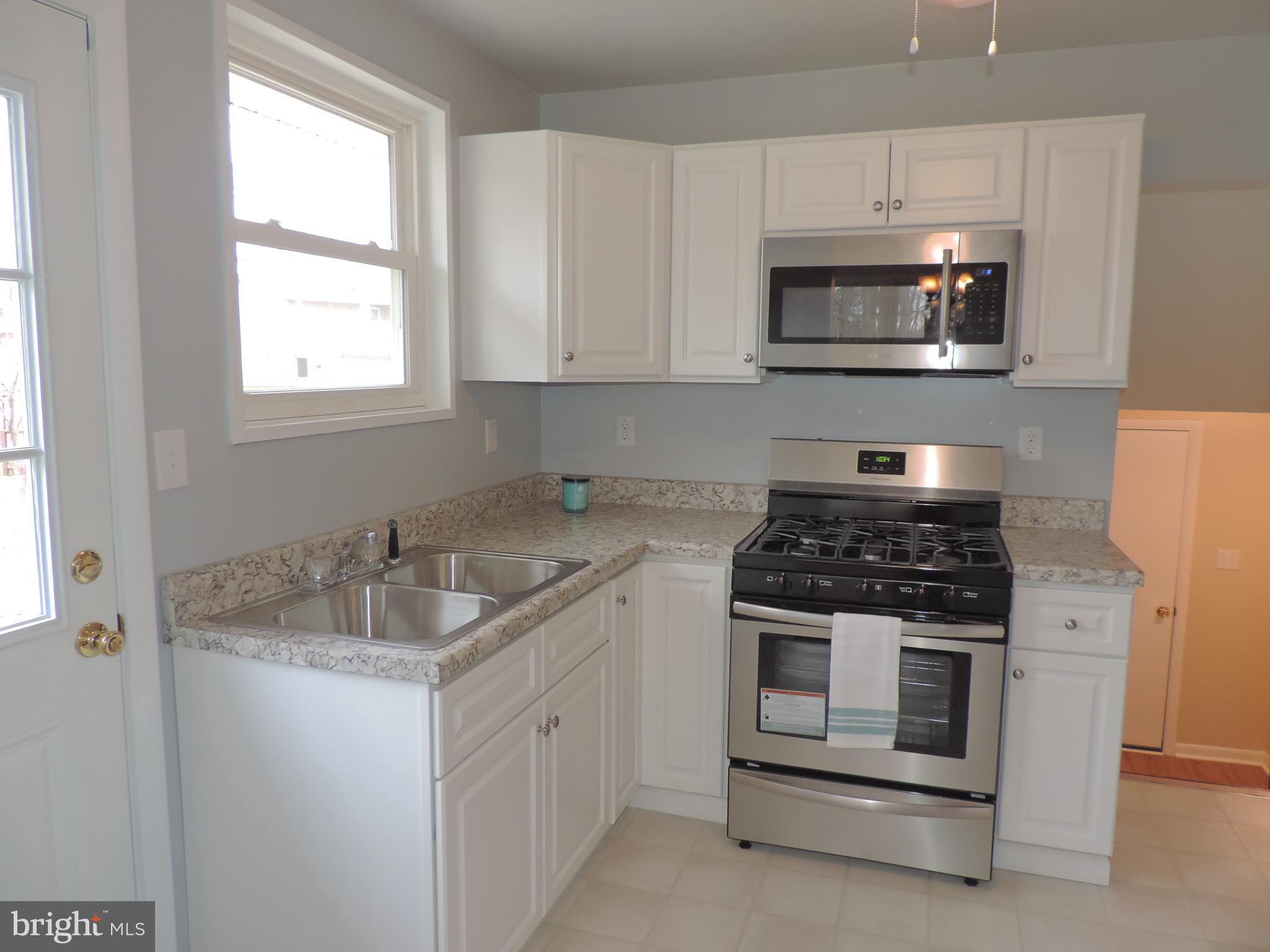 BREA MAR MANOR - Residential