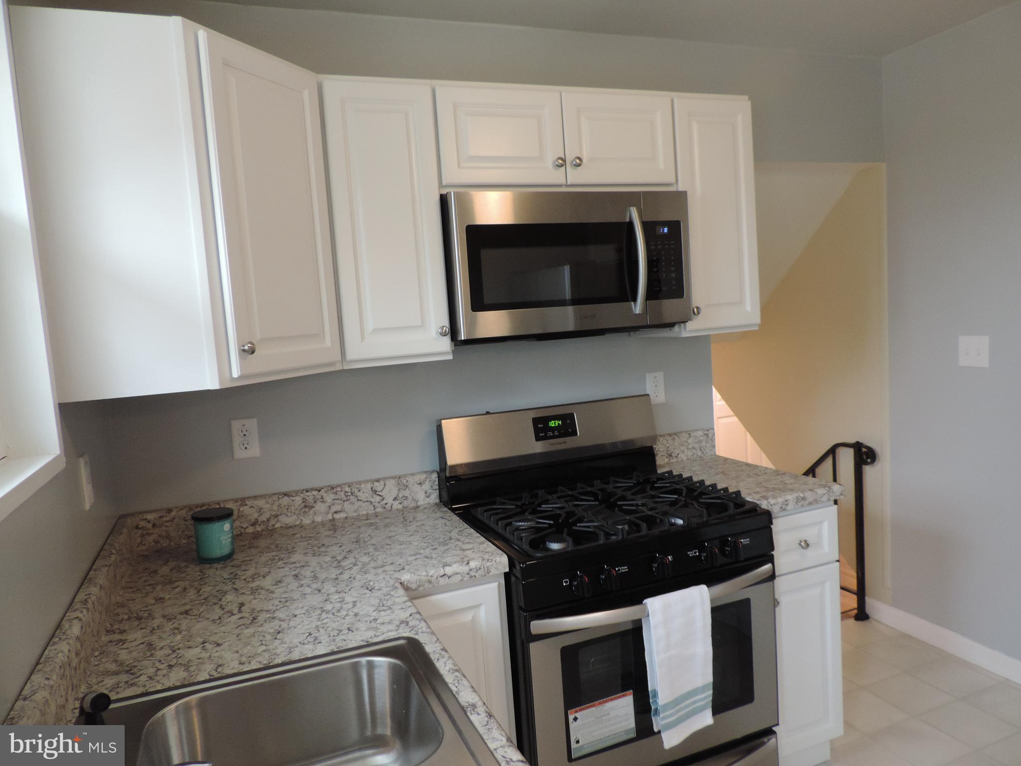 BREA MAR MANOR - Residential