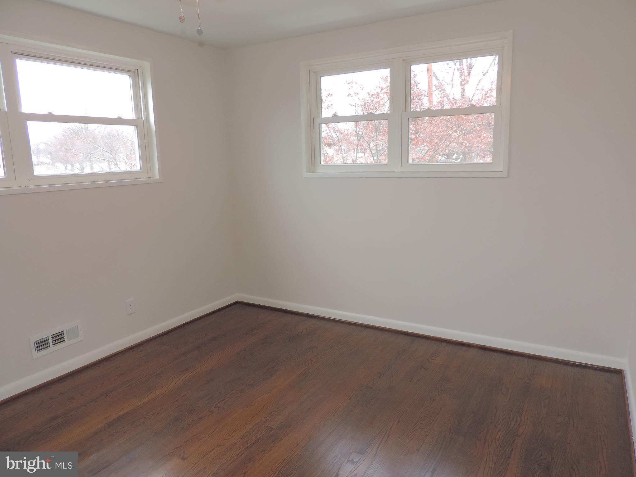 BREA MAR MANOR - Residential