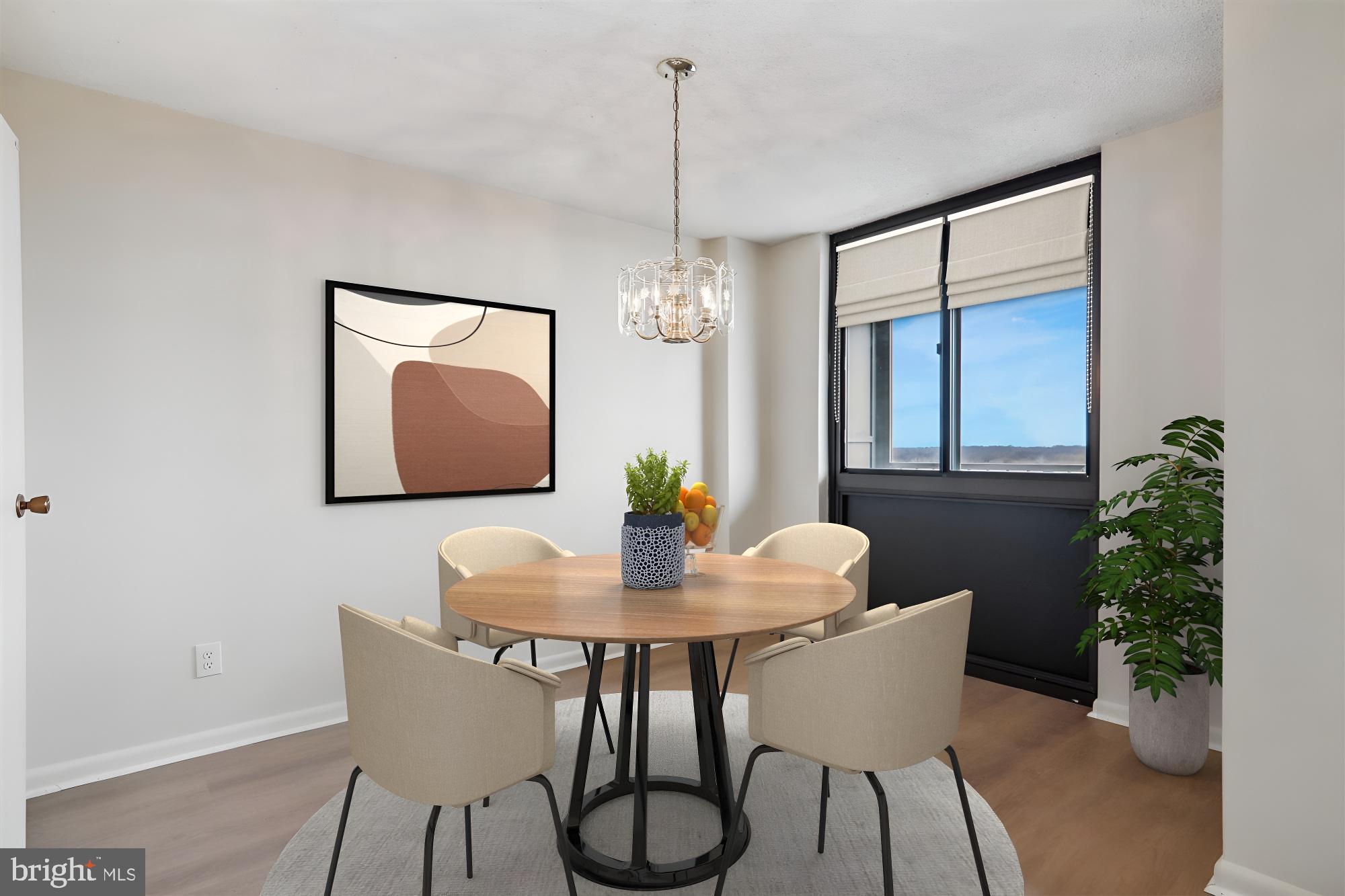 WESTLAKE TOWERS - Residential