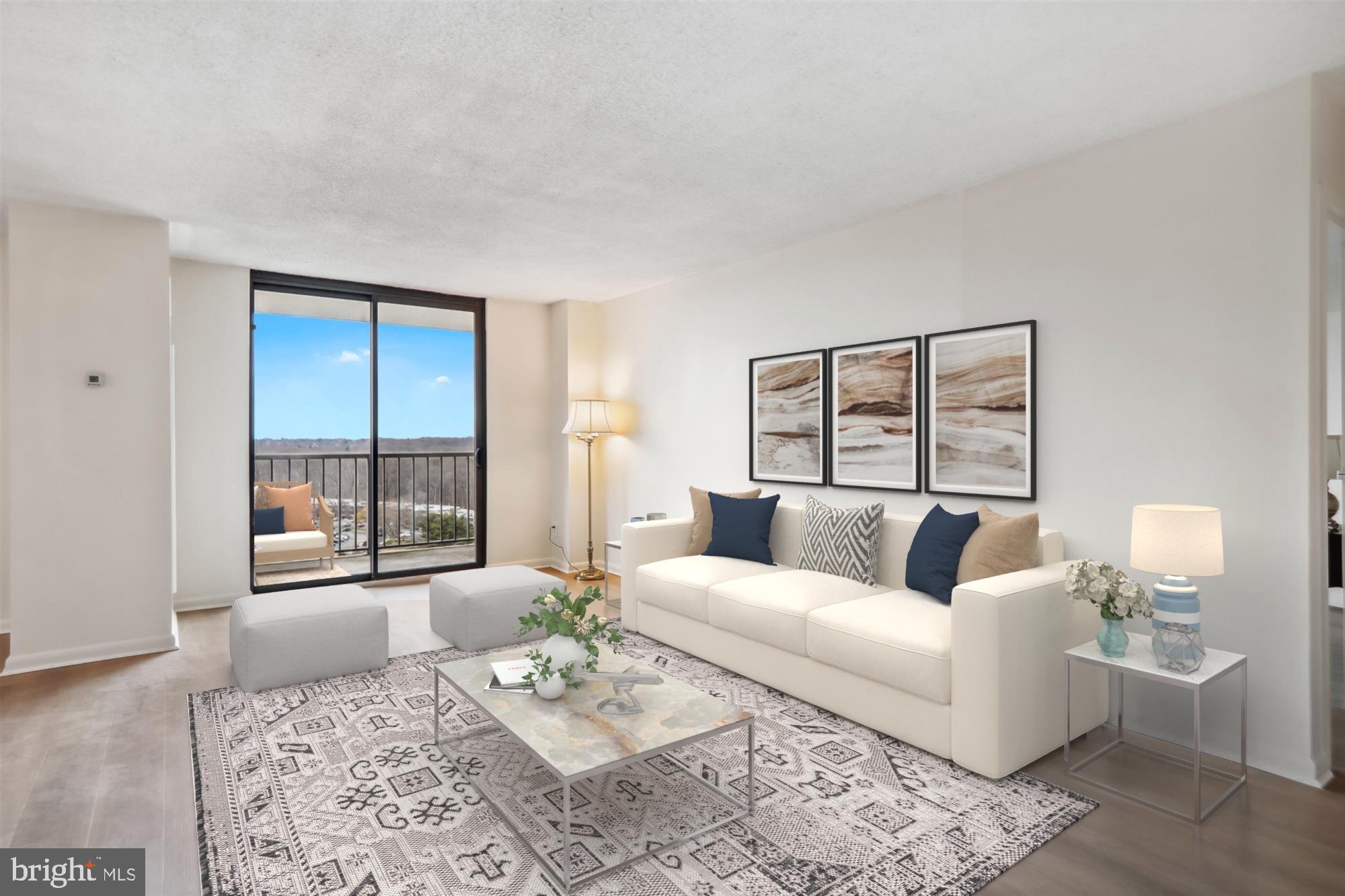 WESTLAKE TOWERS - Residential