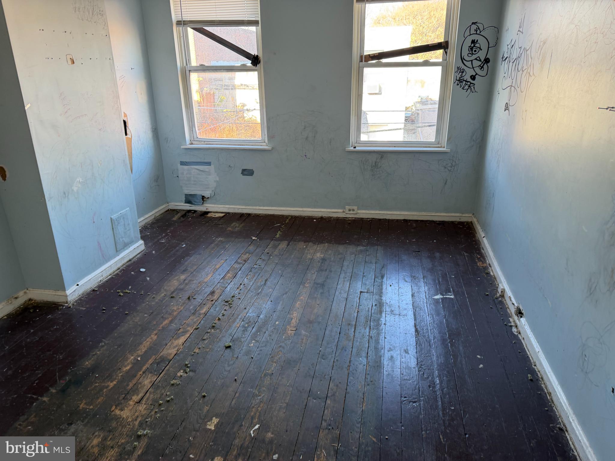 PHILADELPHIA (NORTHEAST) - Residential